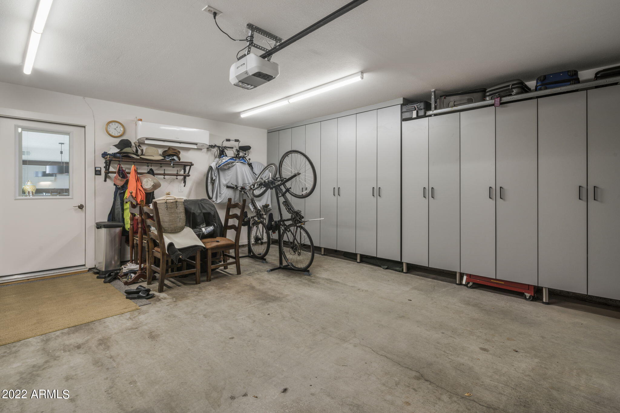 8746 E VIA TAZ NORTE