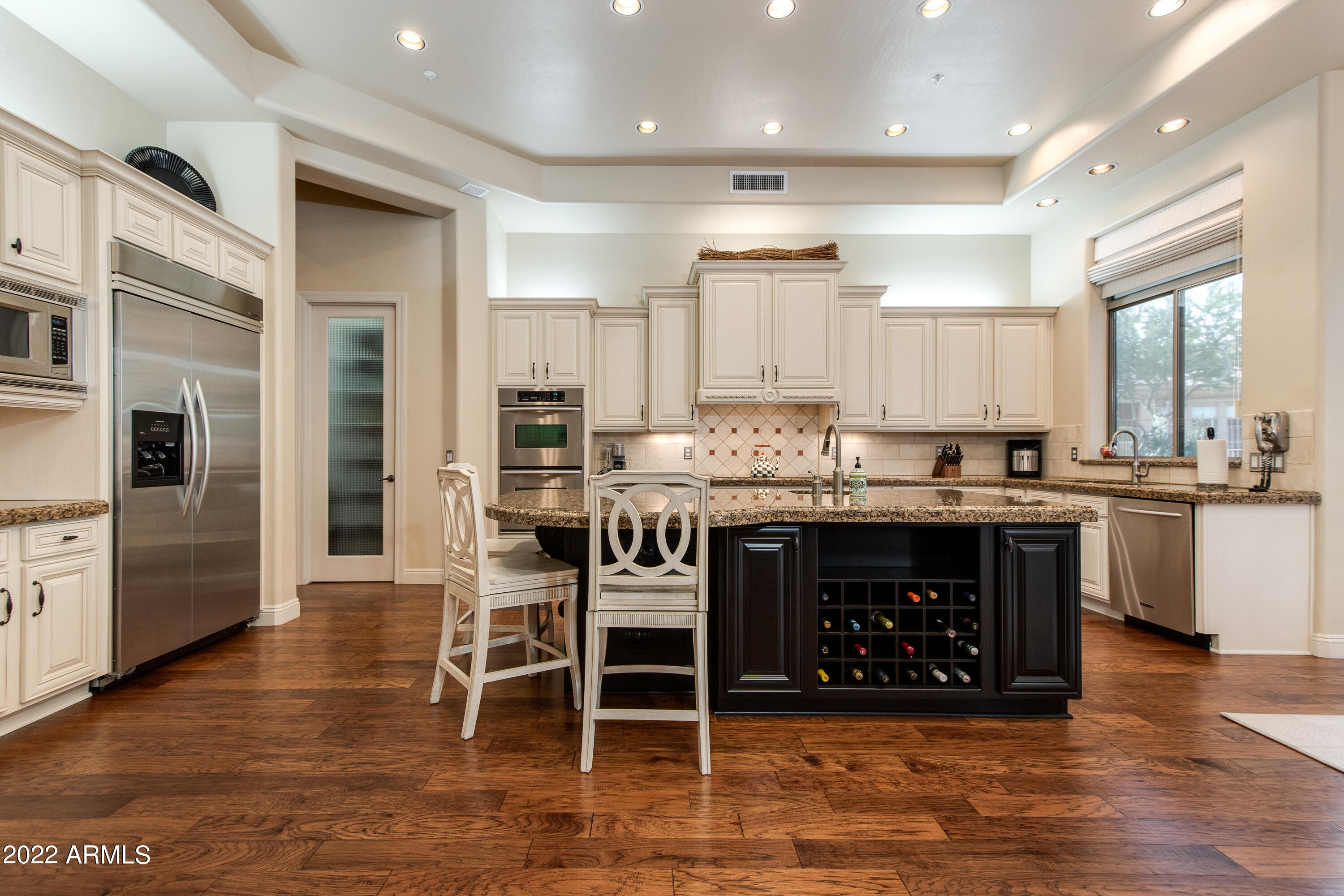 2739 E Redfield Road