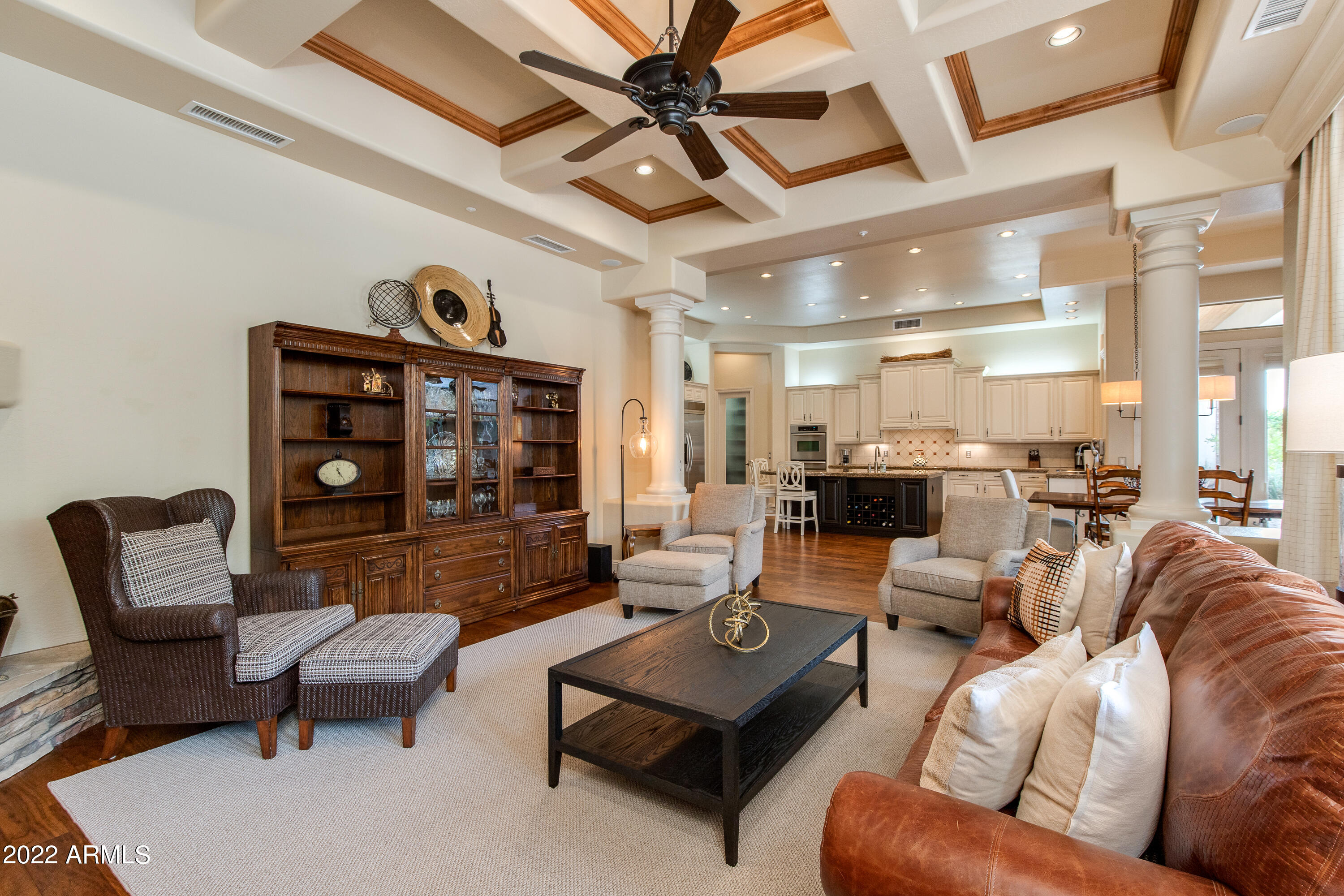 2739 E Redfield Road