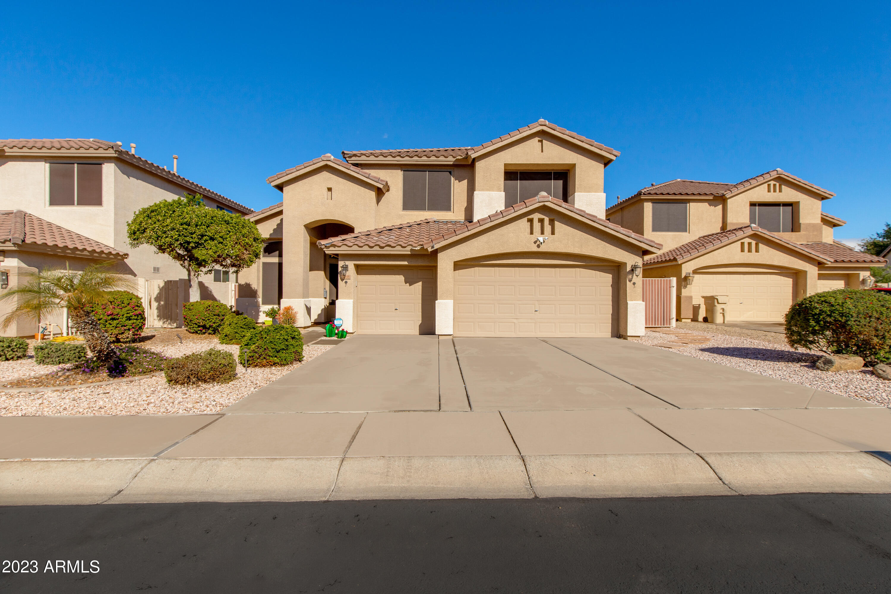 5168 W VILLAGE Drive