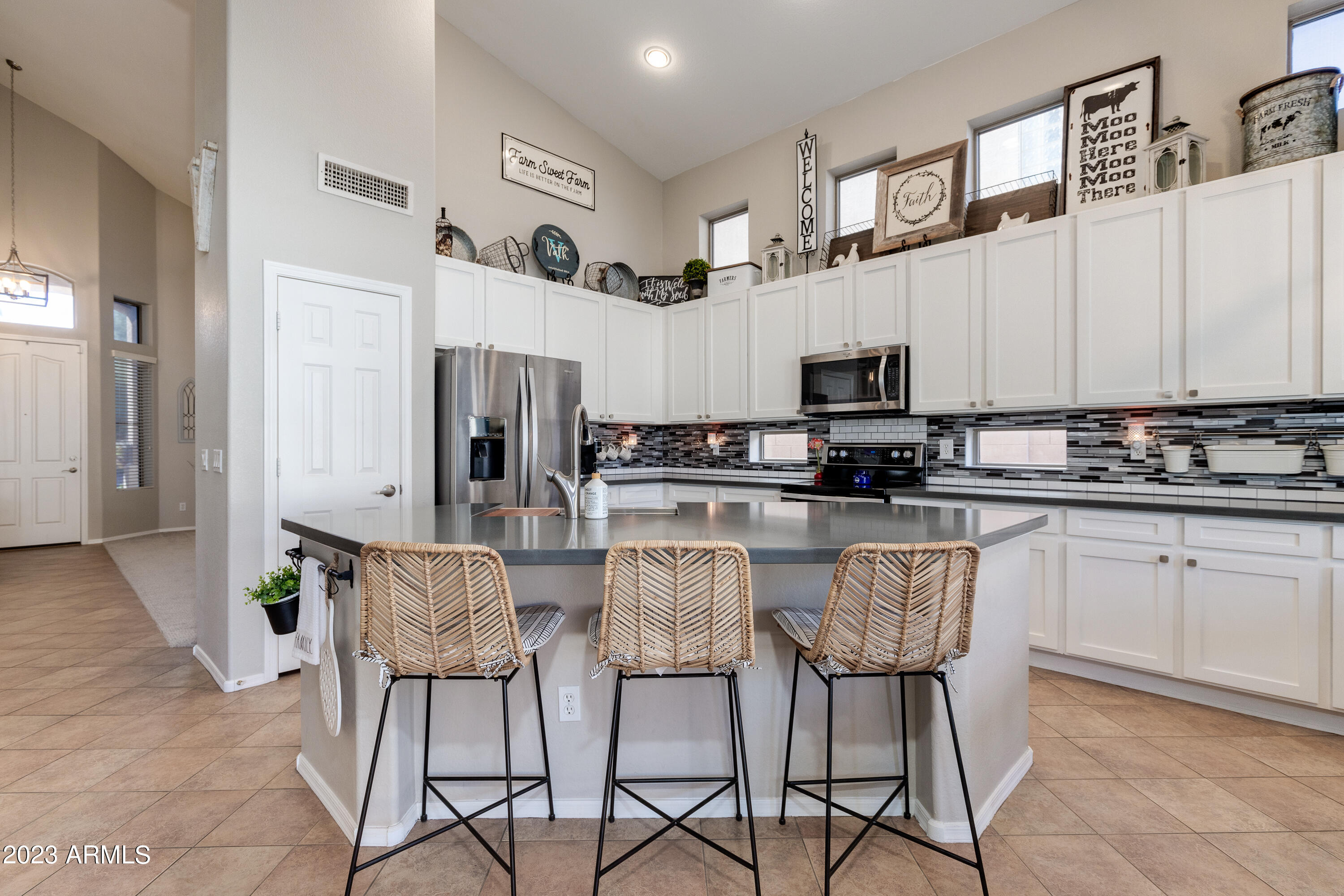 5168 W VILLAGE Drive