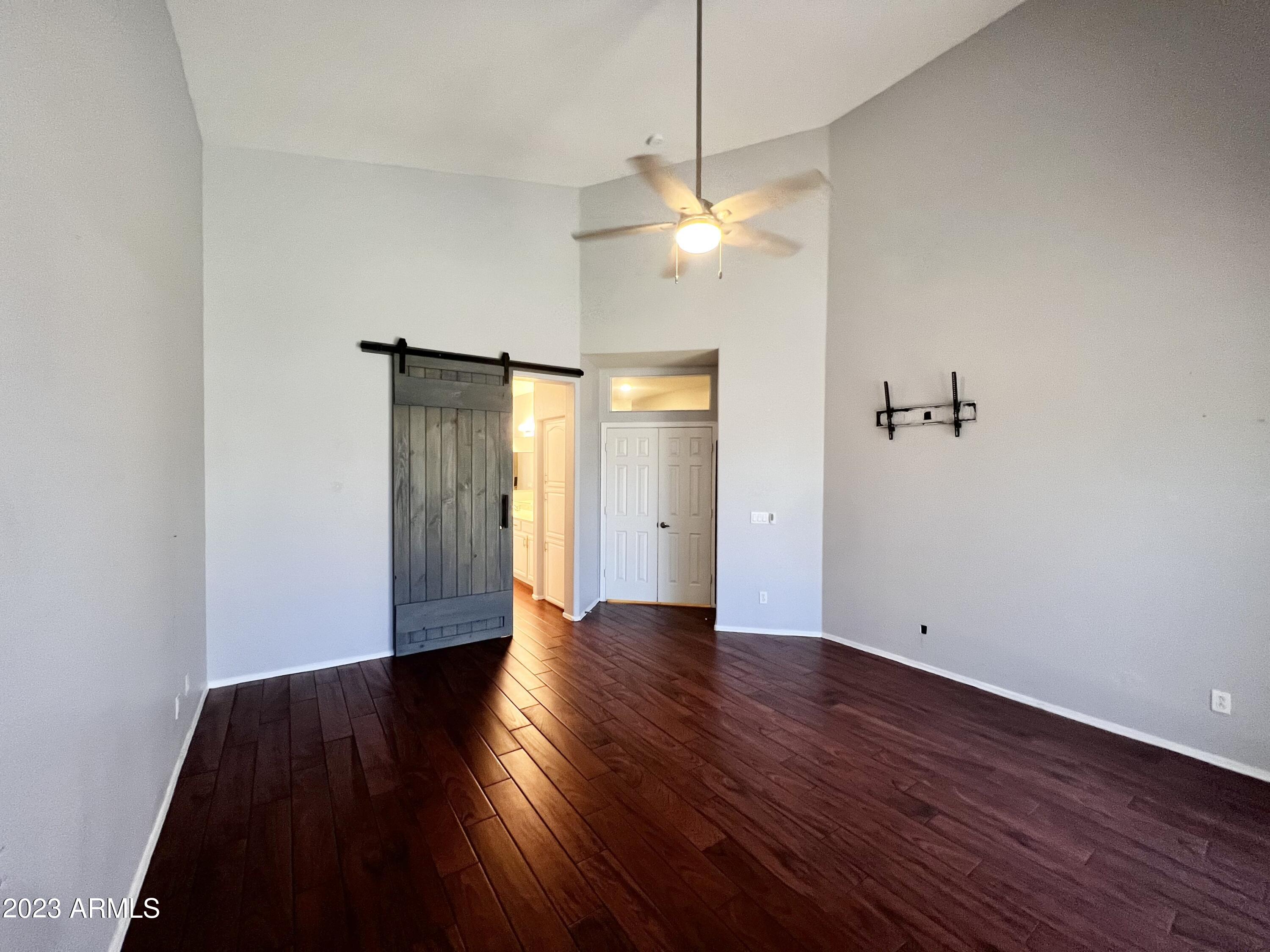 5168 W VILLAGE Drive