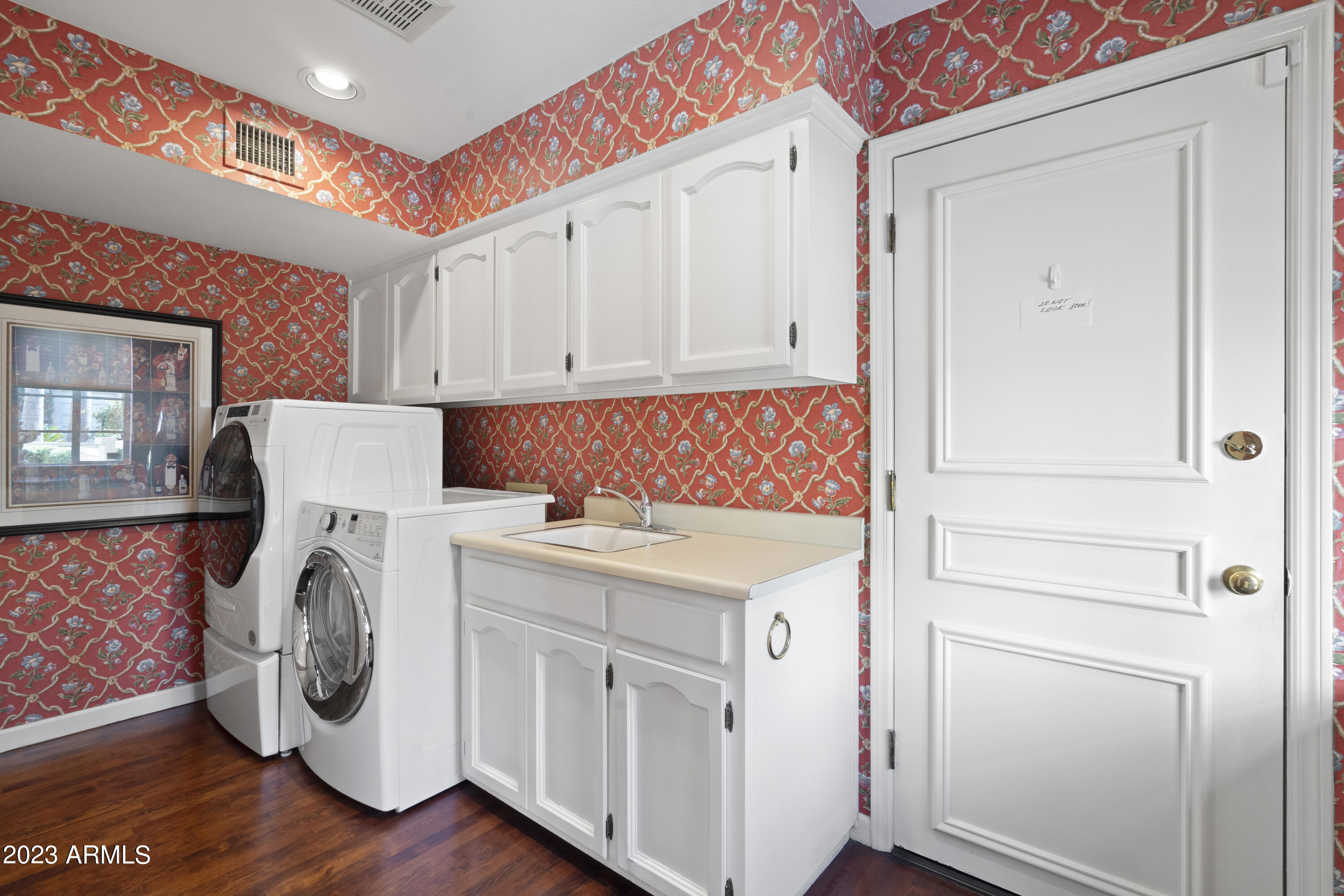 7500 E MCCORMICK Parkway, 76