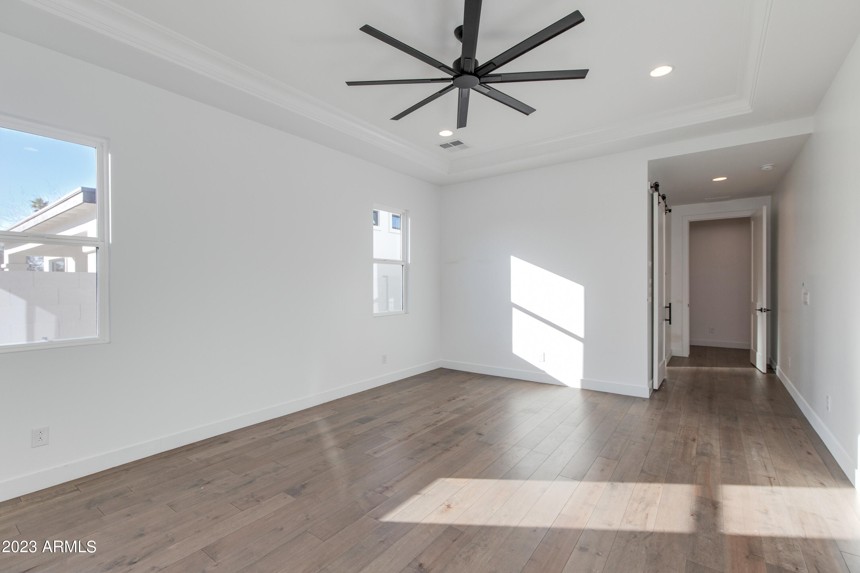 4007 E Hazelwood Street