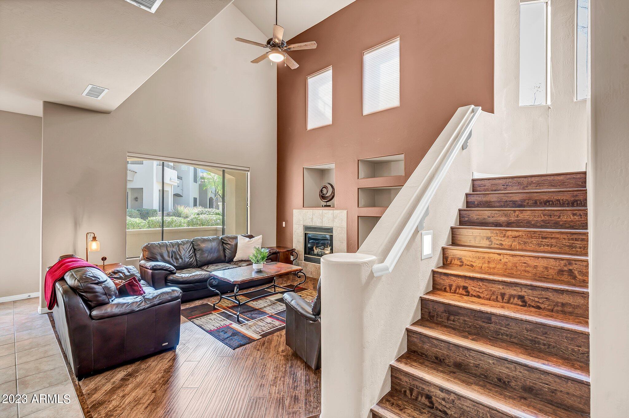 3131 E LEGACY Drive, 1087