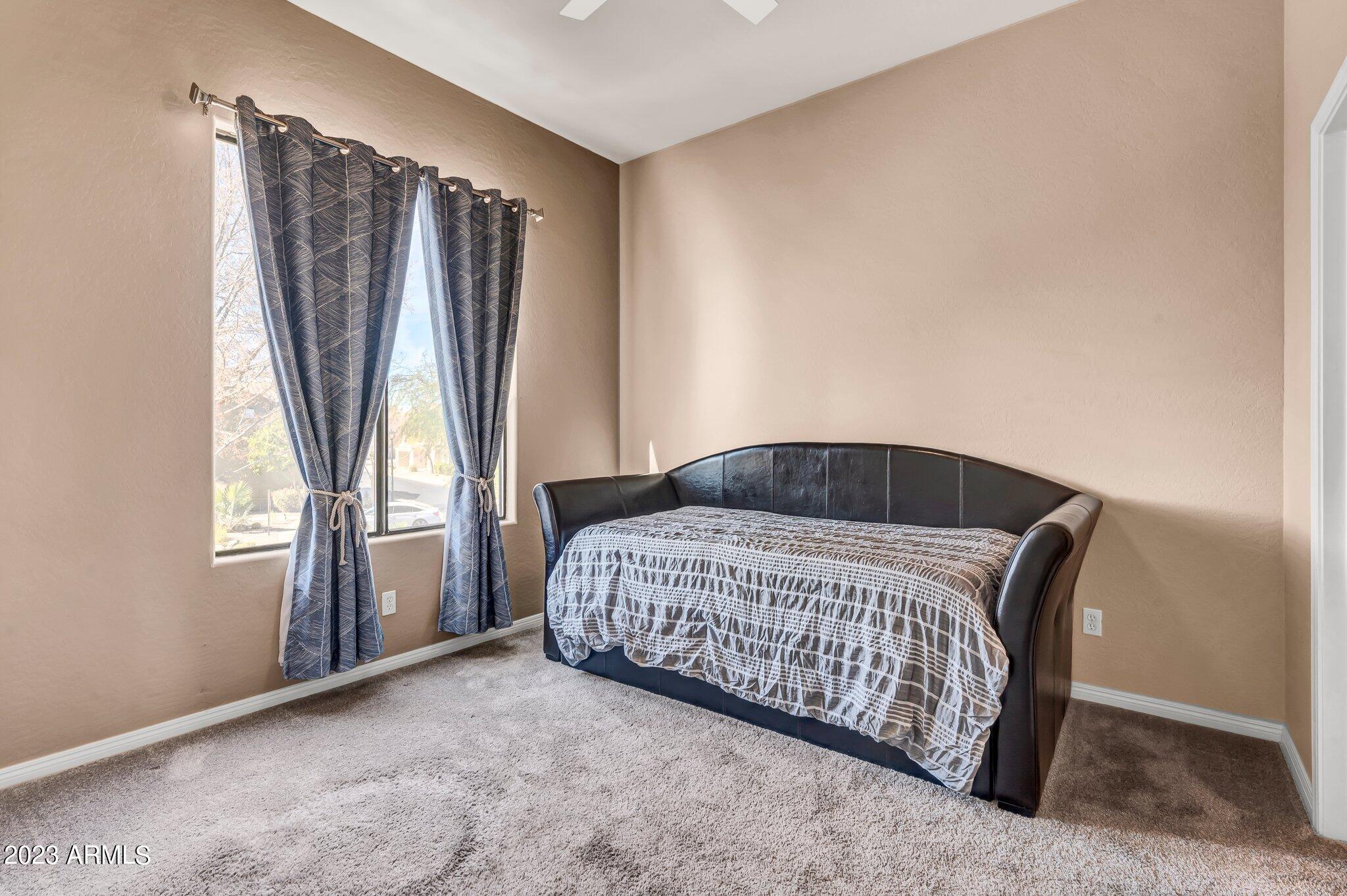 3131 E LEGACY Drive, 1087