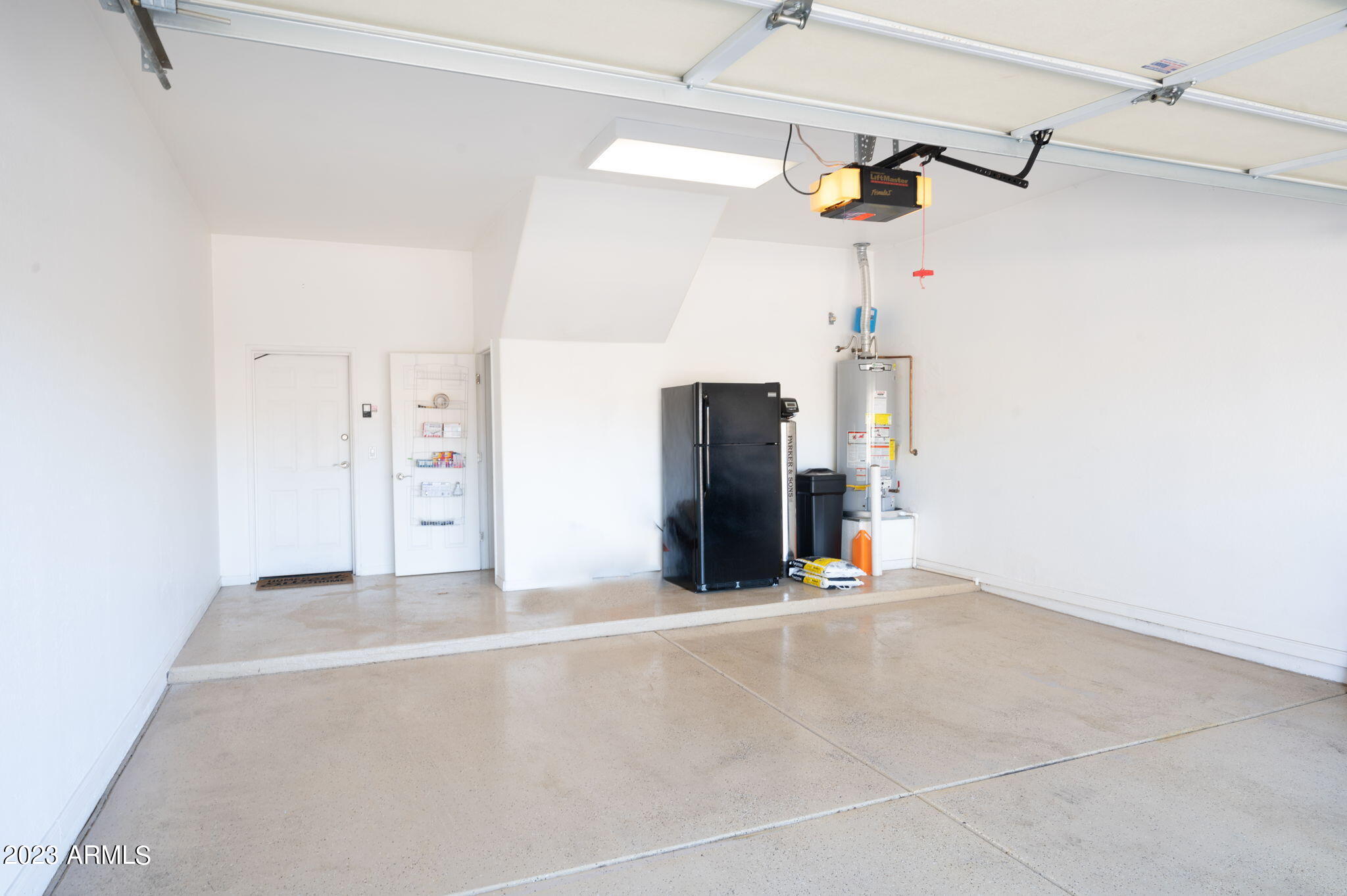 3131 E LEGACY Drive, 1087