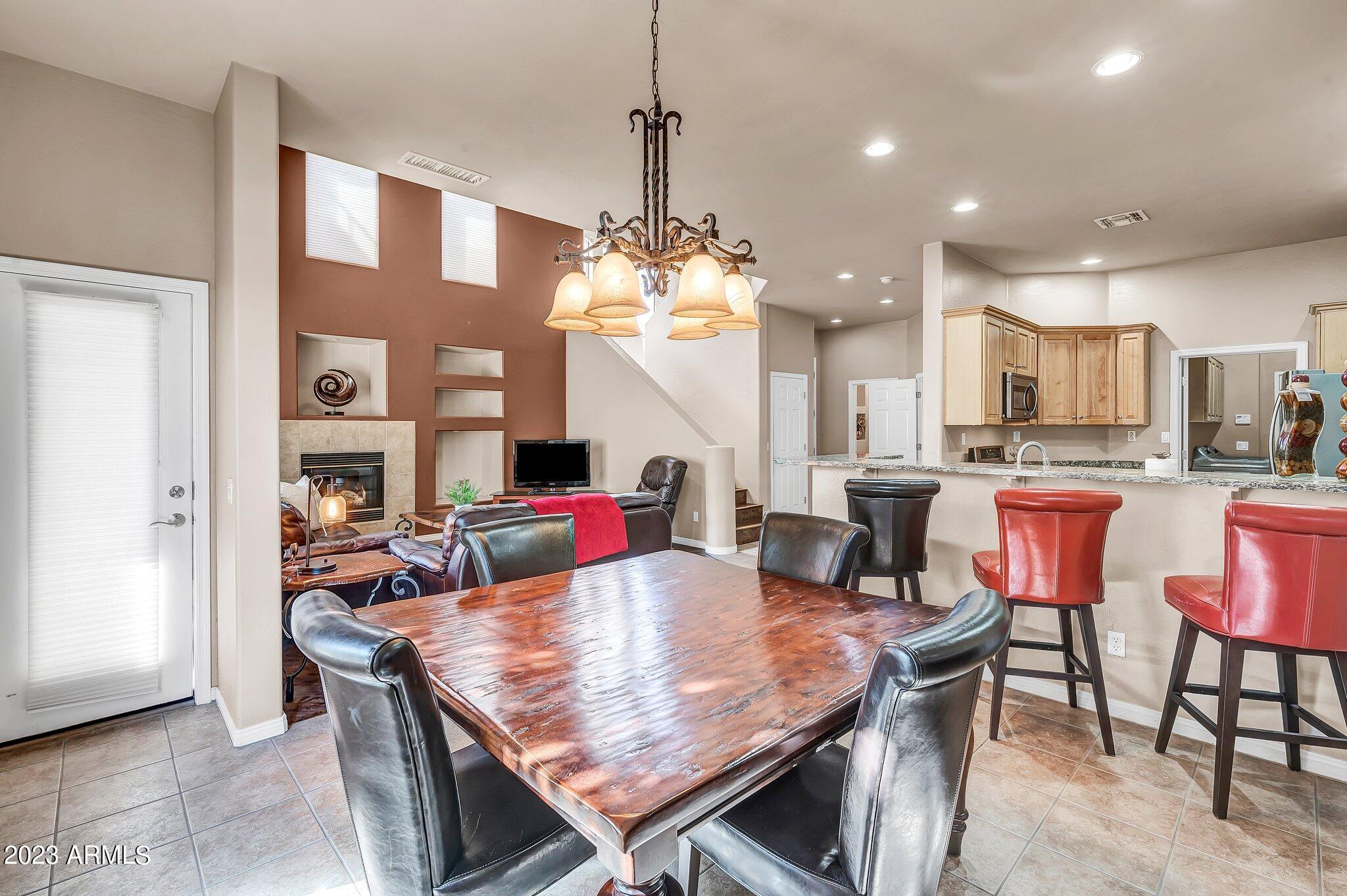 3131 E LEGACY Drive, 1087