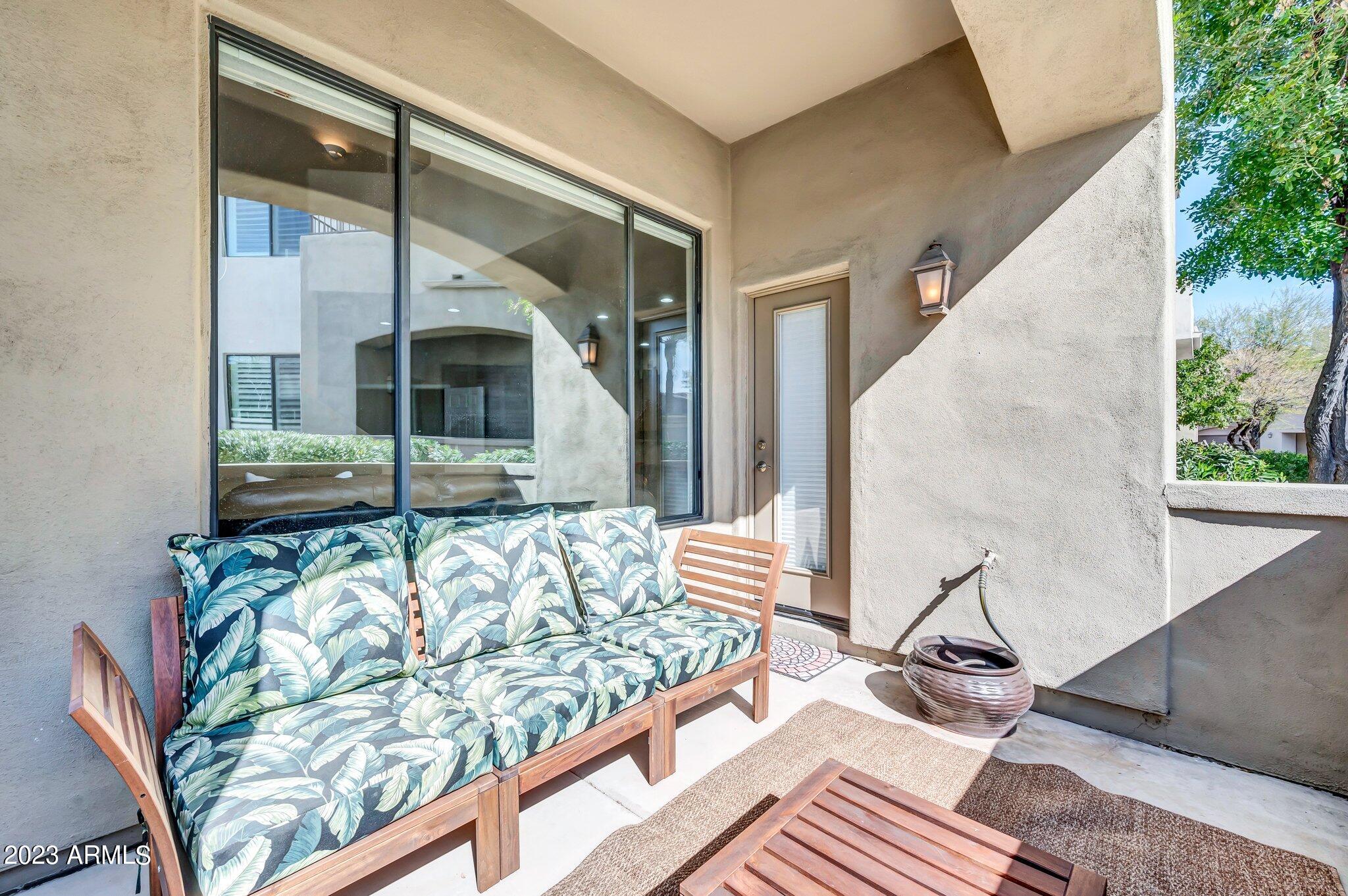 3131 E LEGACY Drive, 1087