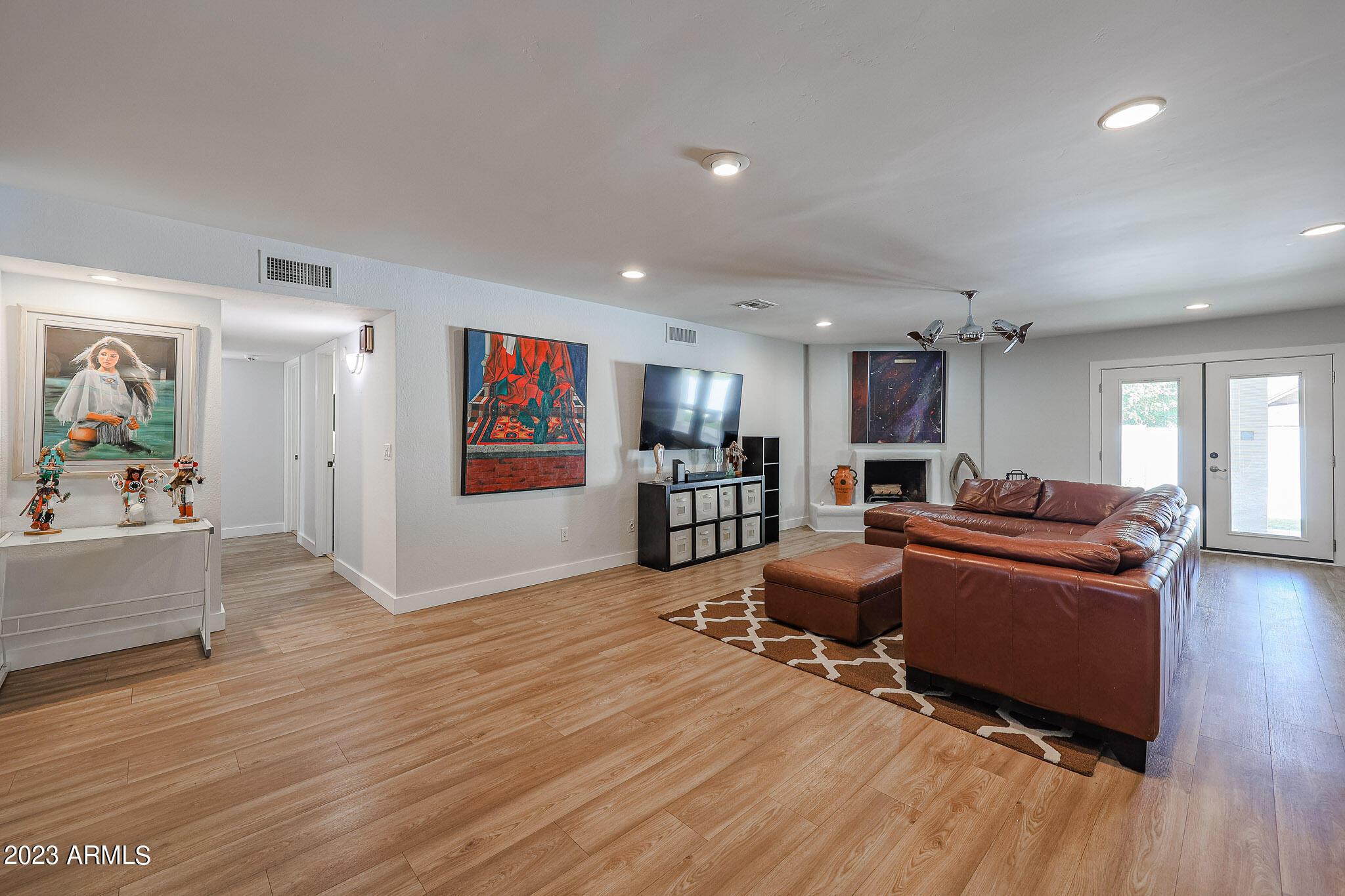 8140 N DREAMY DRAW Drive