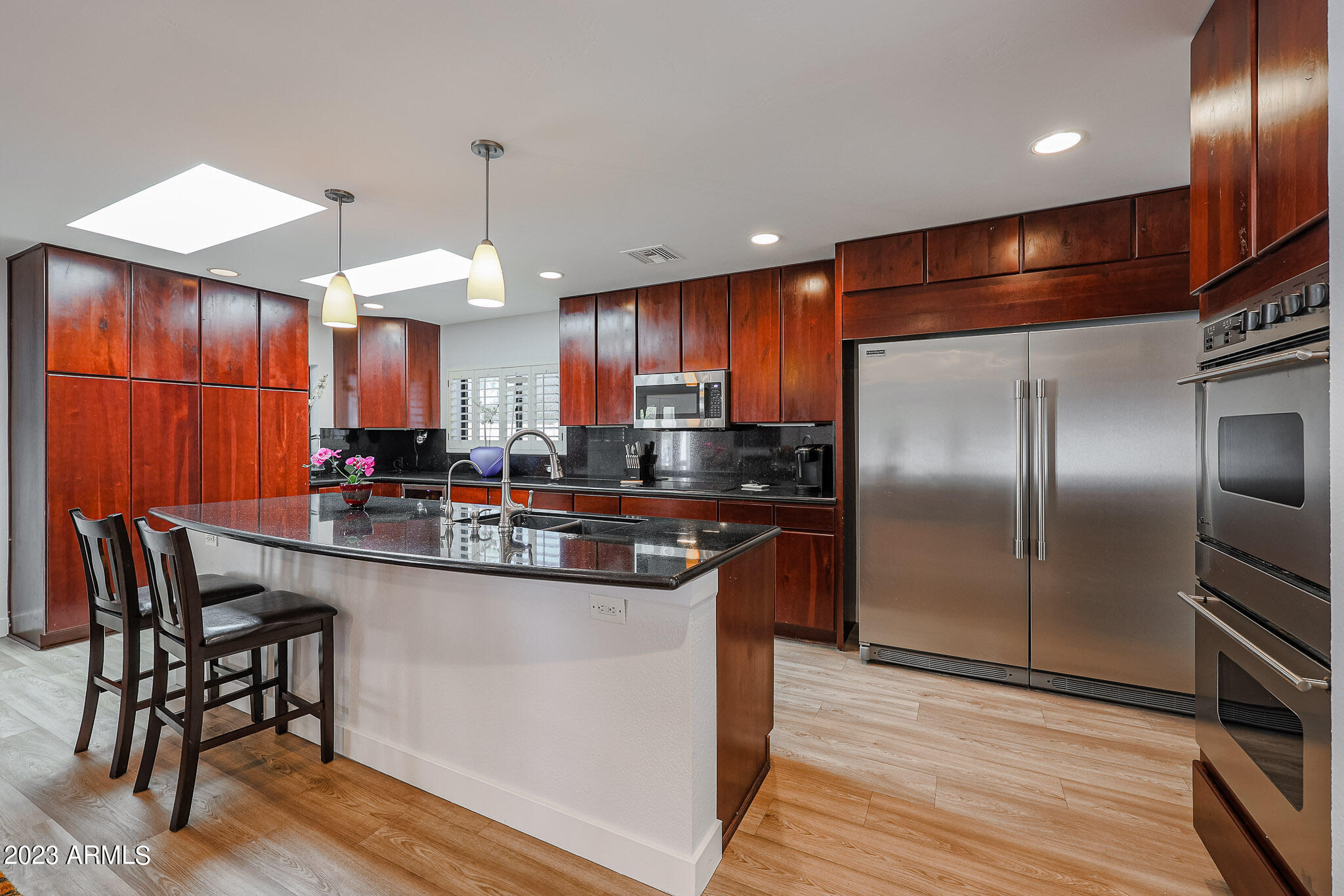 8140 N DREAMY DRAW Drive
