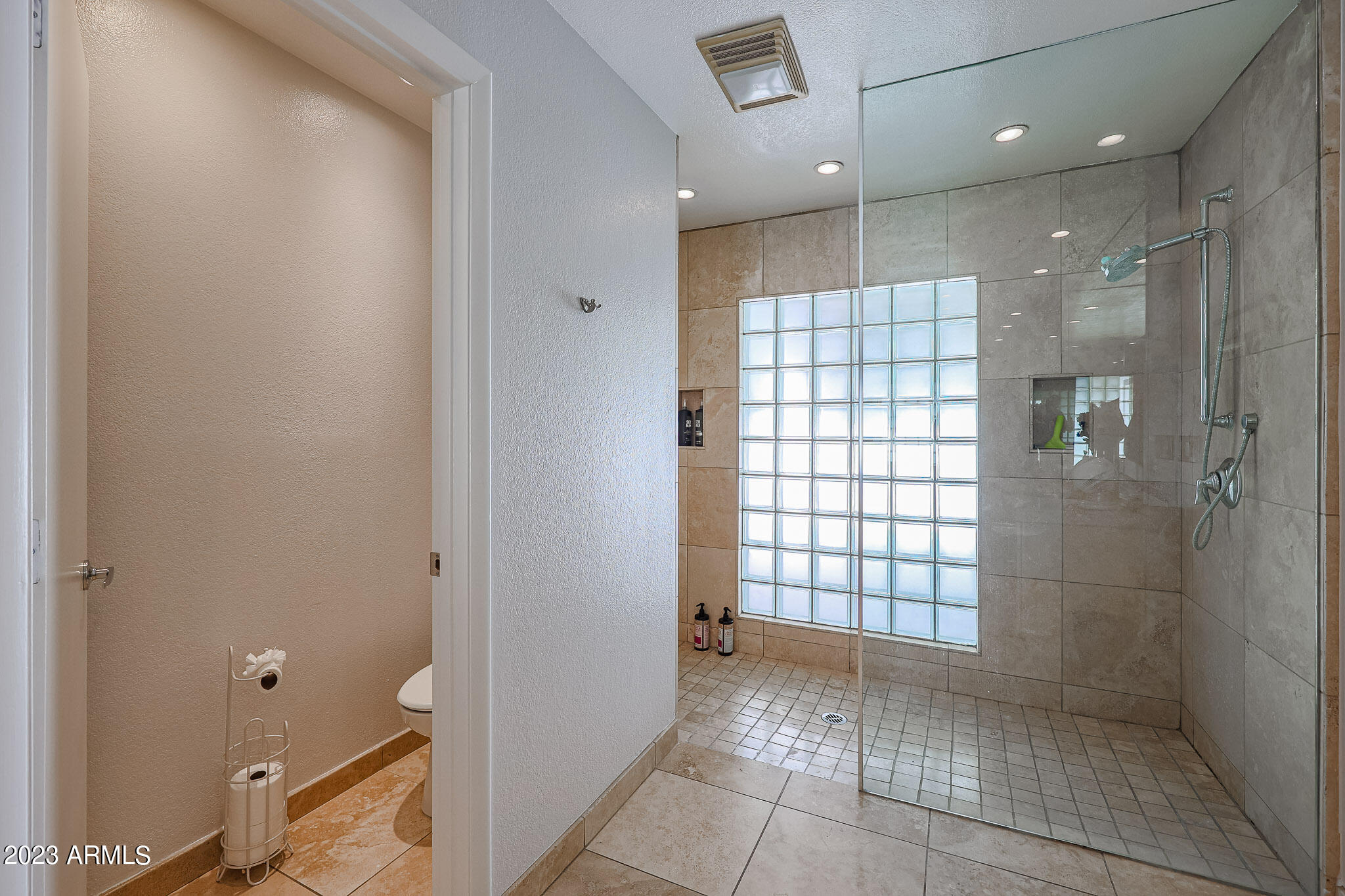 8140 N DREAMY DRAW Drive