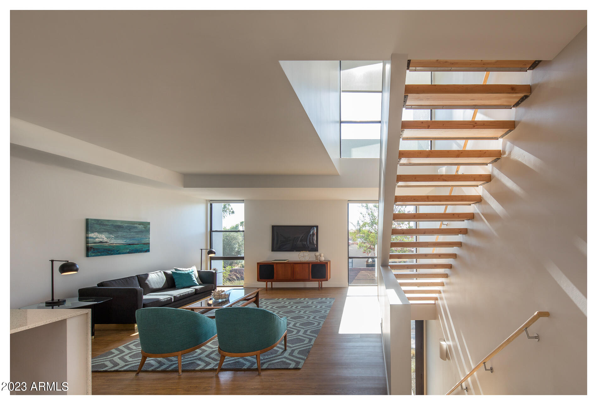 1717 N 1ST Avenue, 105