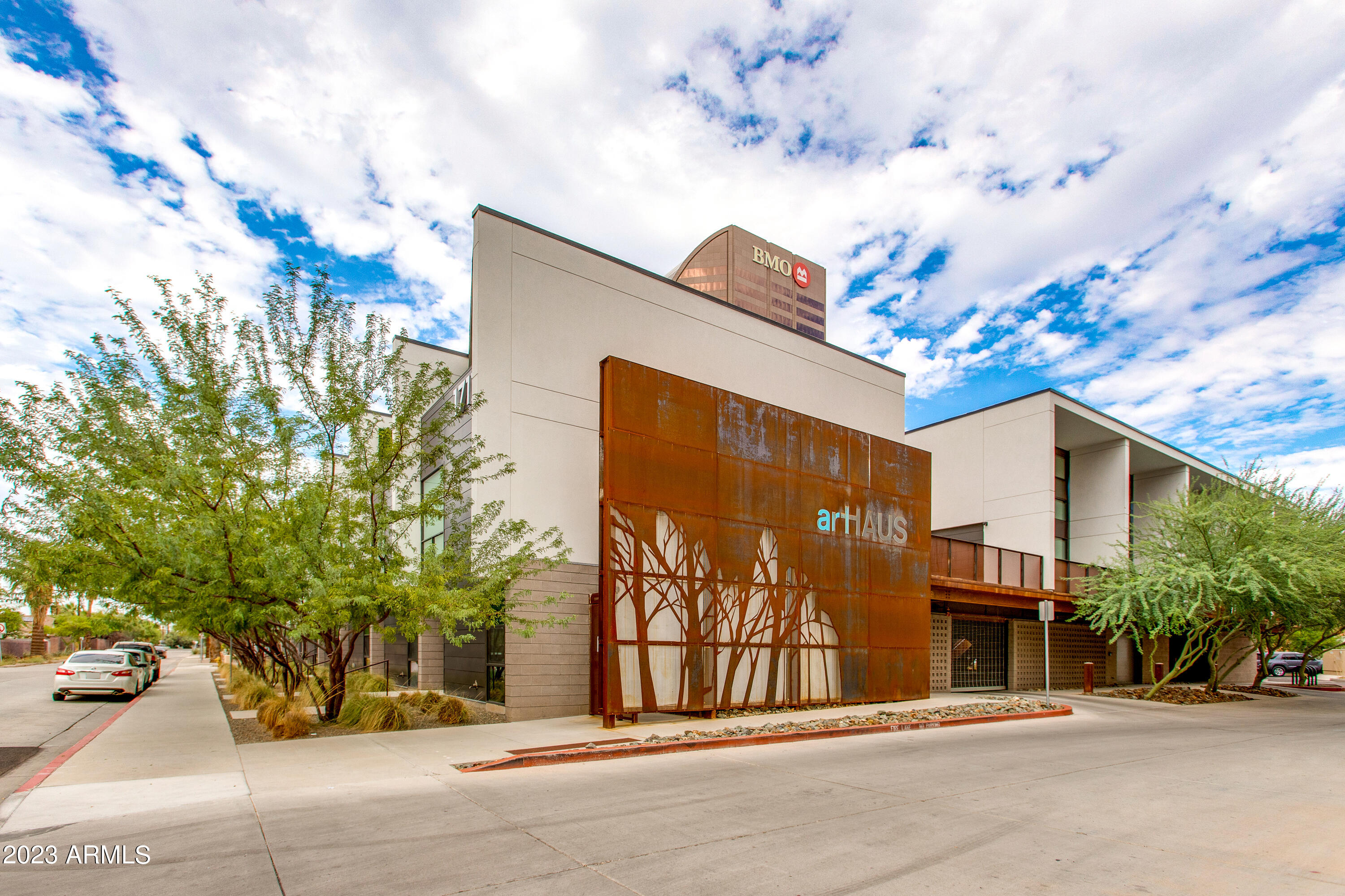 1717 N 1ST Avenue, 105