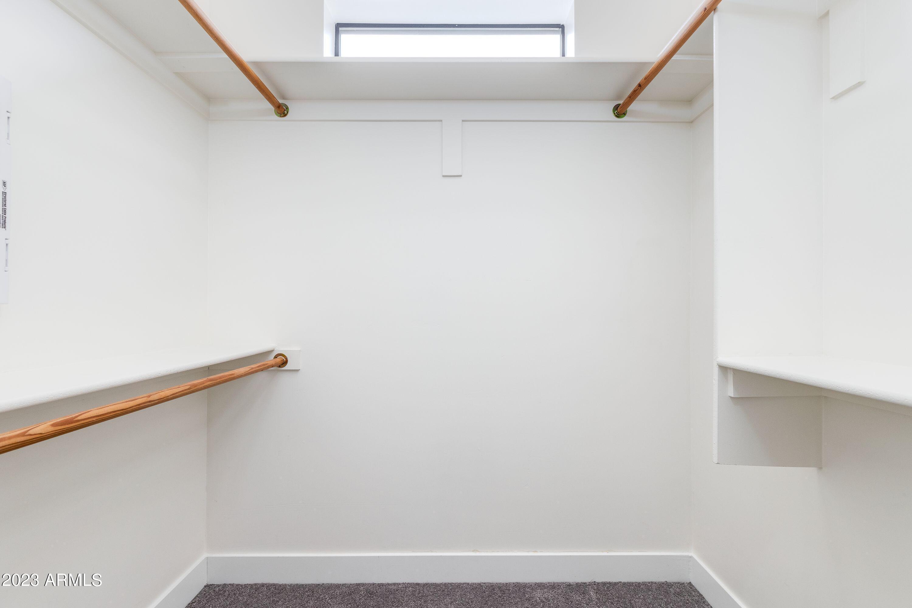 1301 W 4th Street, 1007