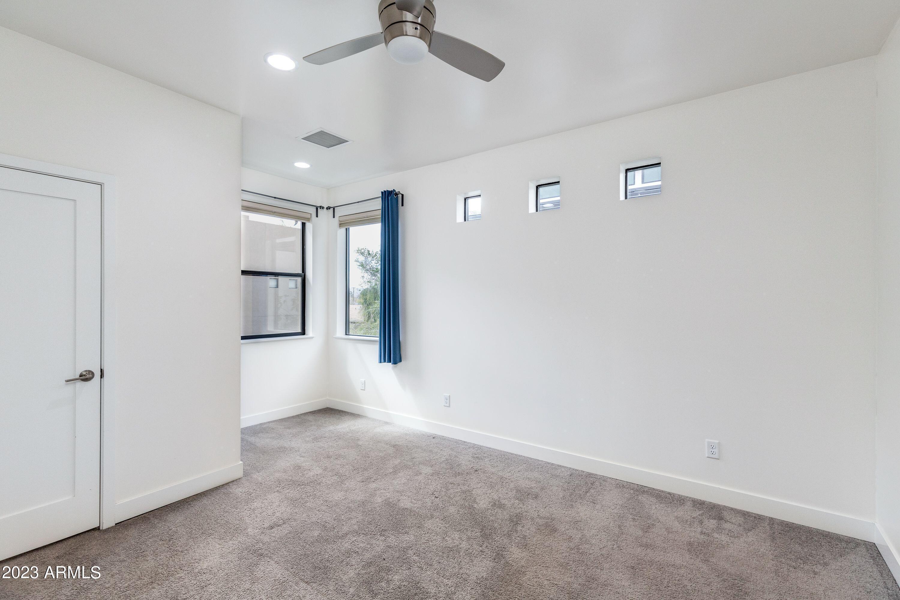 1301 W 4th Street, 1007