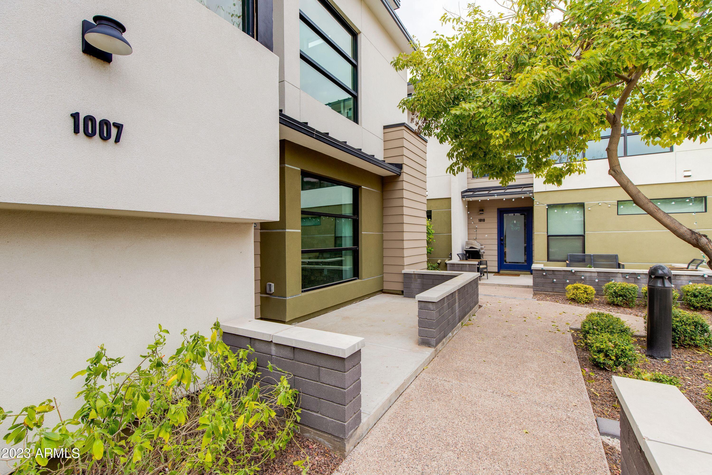 1301 W 4th Street, 1007