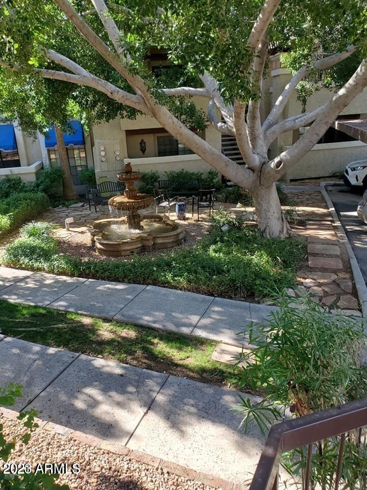 7557 N DREAMY DRAW Drive, 184