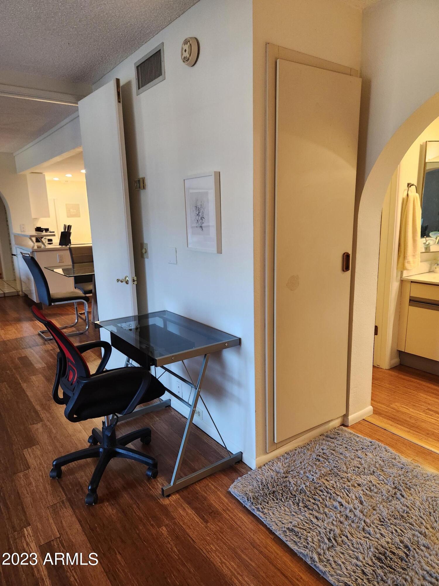 7557 N DREAMY DRAW Drive, 184