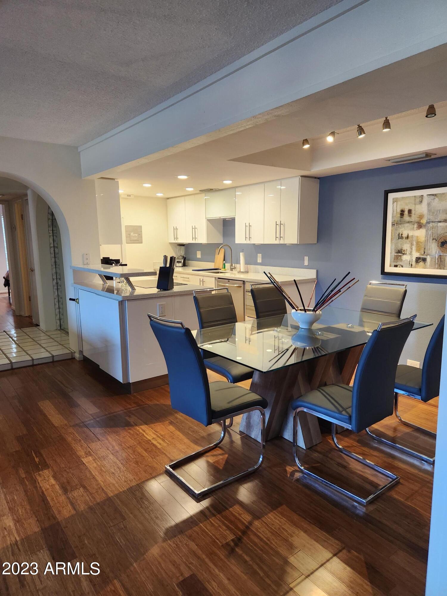 7557 N DREAMY DRAW Drive, 184