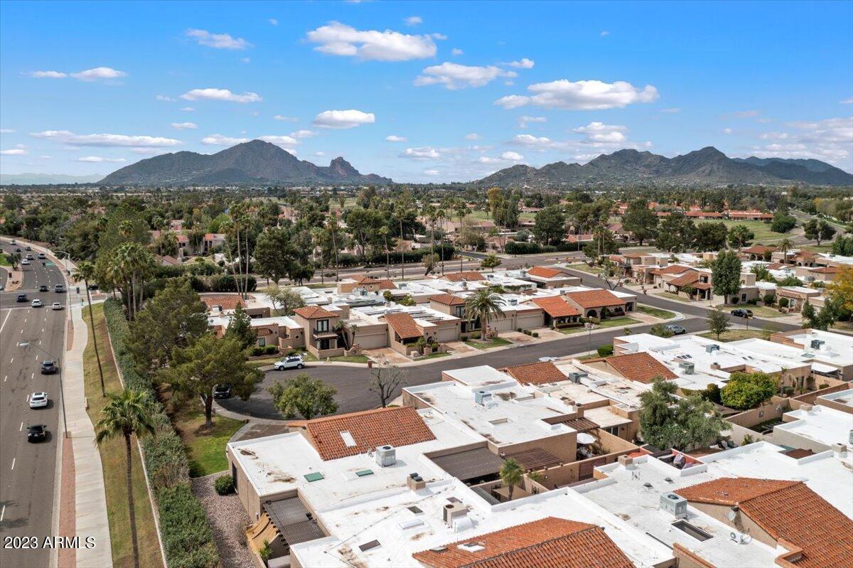 8100 E Vía Del Arbor