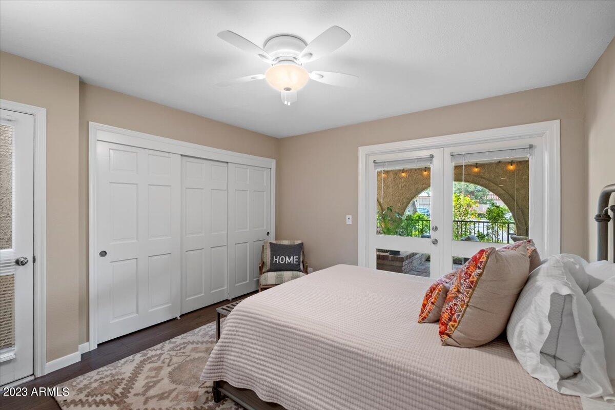 8100 E Vía Del Arbor