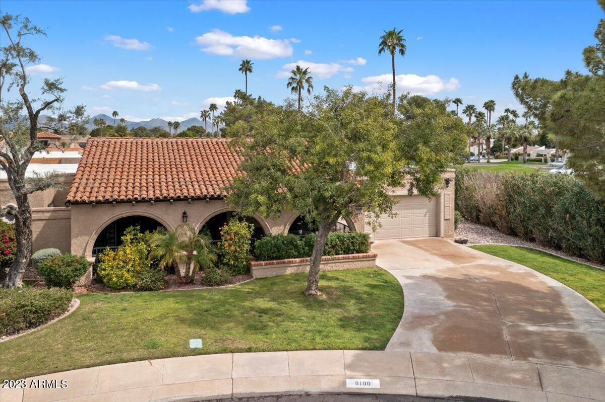 8100 E Vía Del Arbor