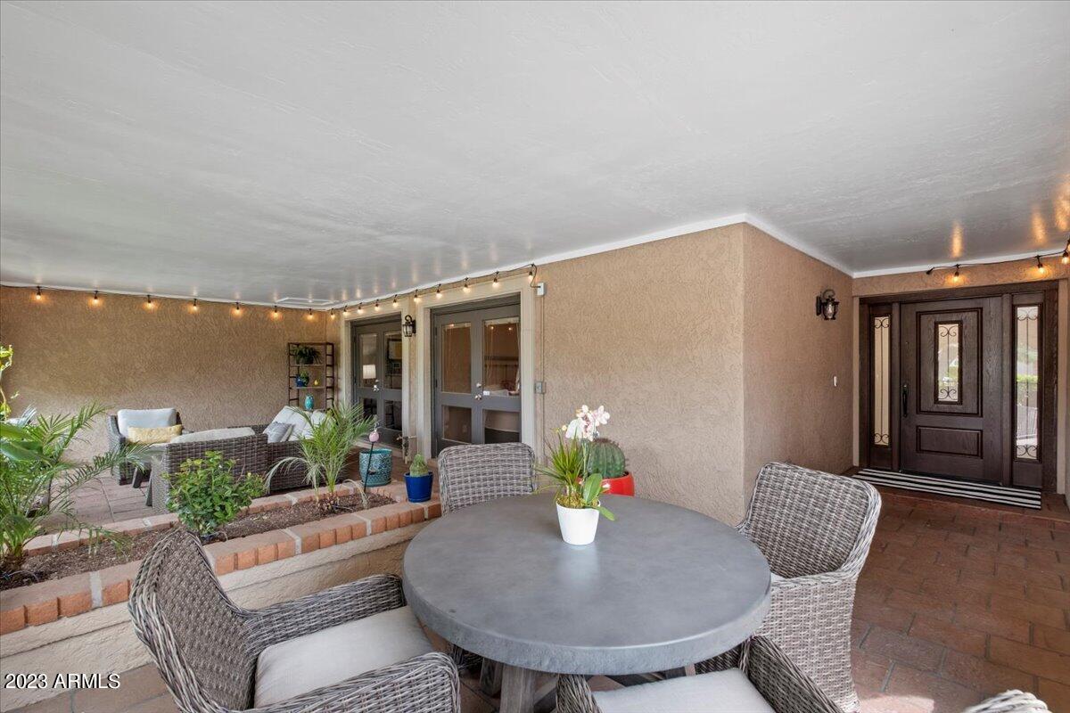 8100 E Vía Del Arbor