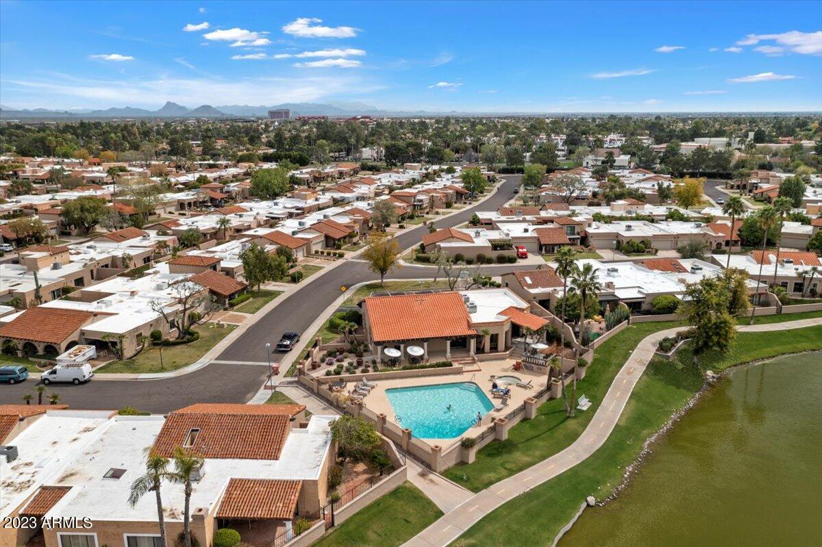 8100 E Vía Del Arbor