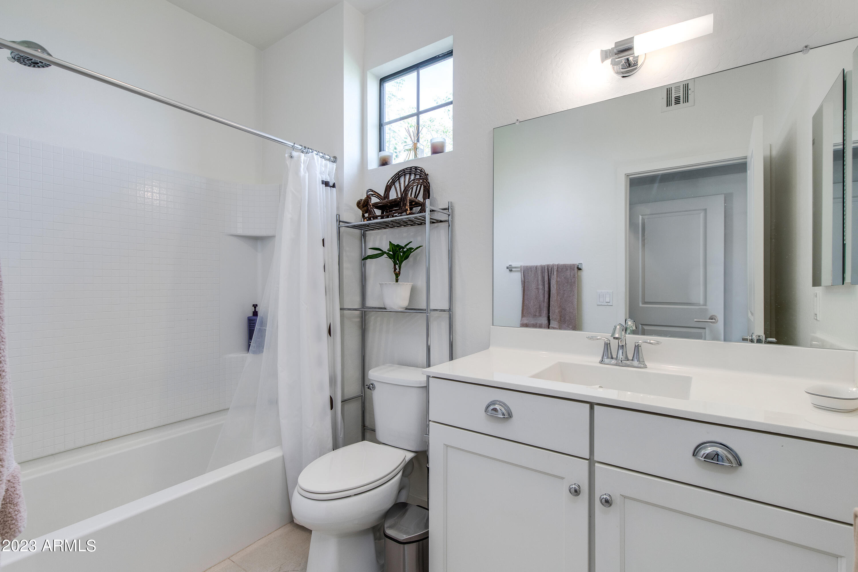 2315 N 52ND Street, 110