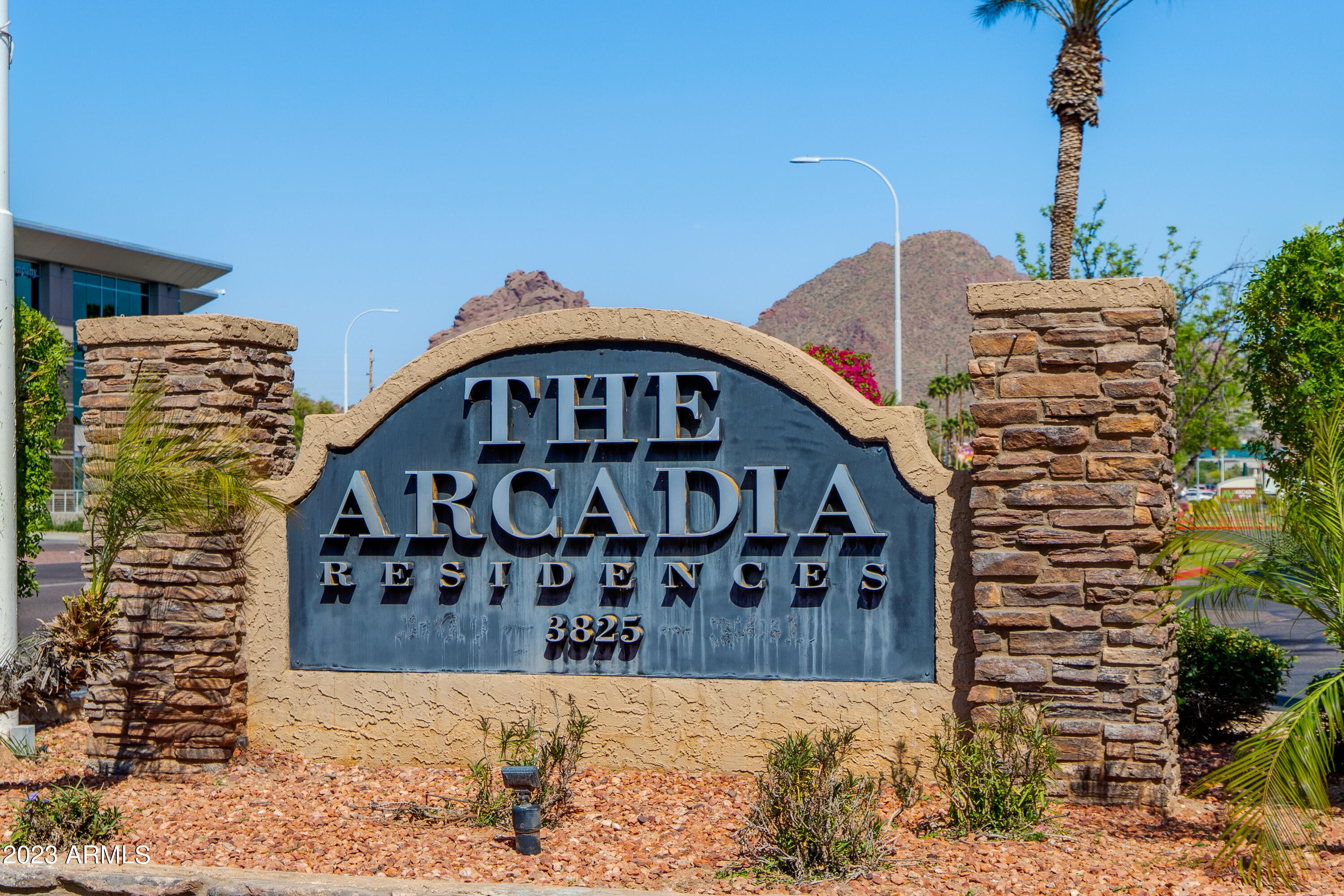 3825 E CAMELBACK Road, 216