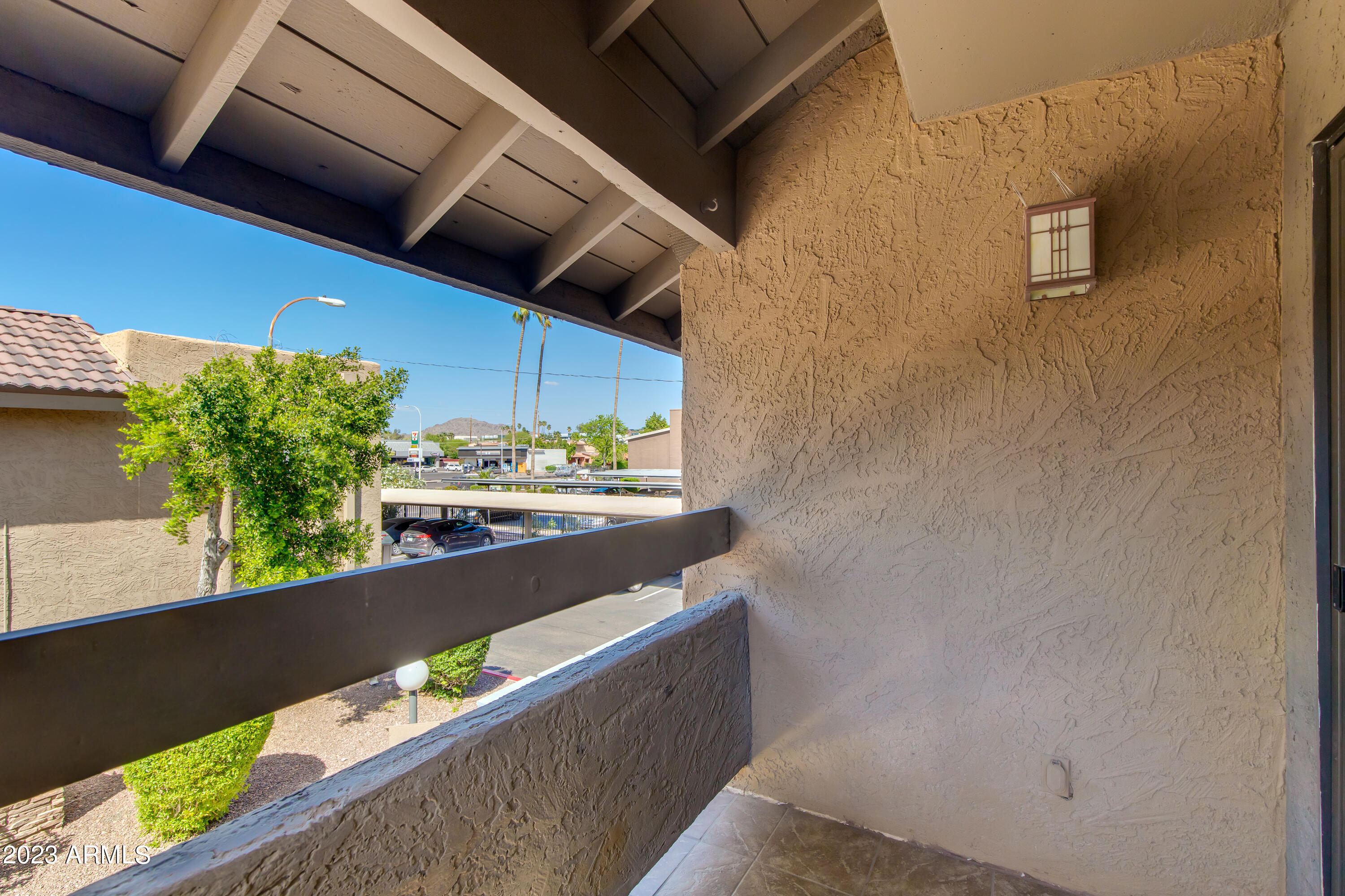 3825 E CAMELBACK Road, 216