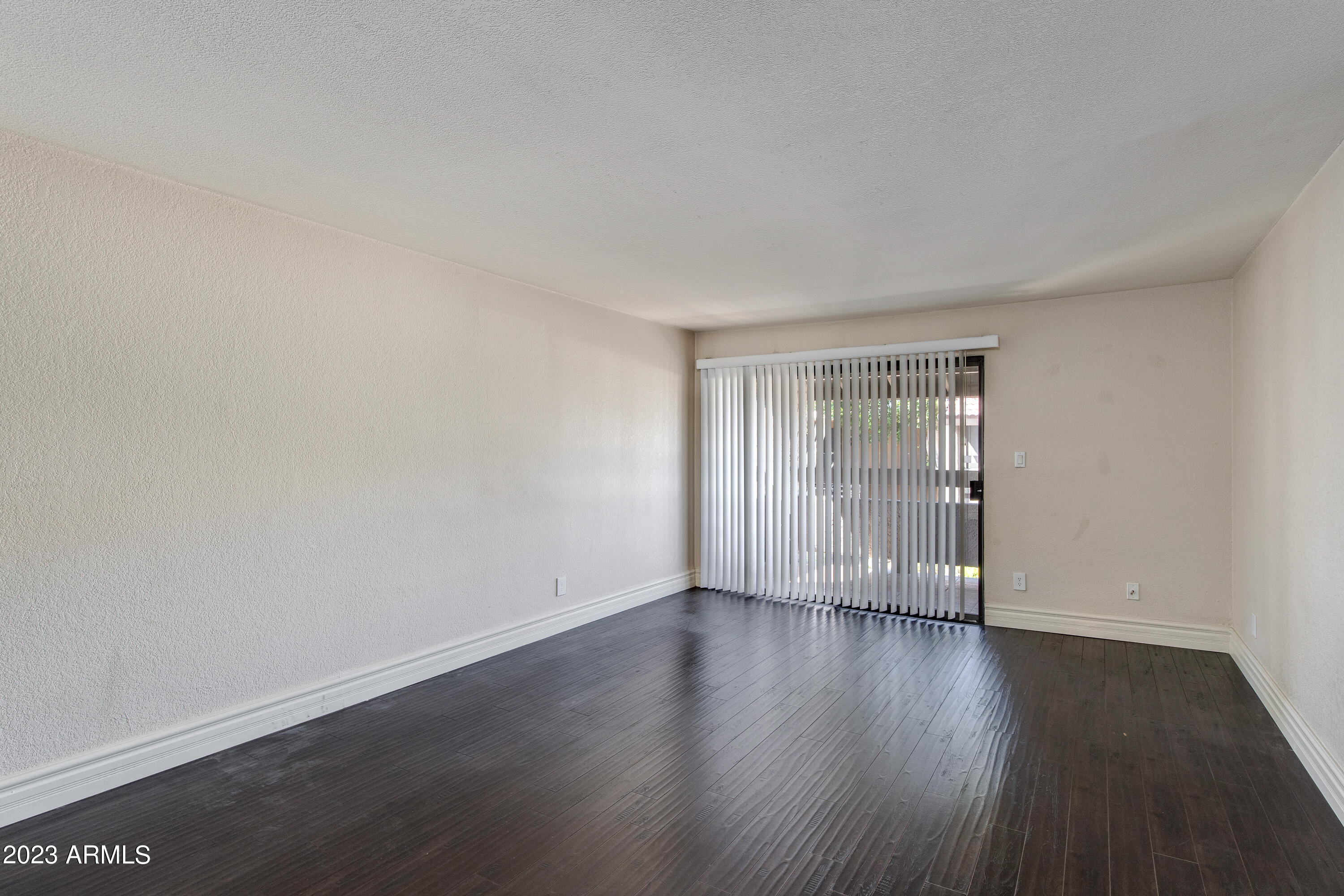 3825 E CAMELBACK Road, 216