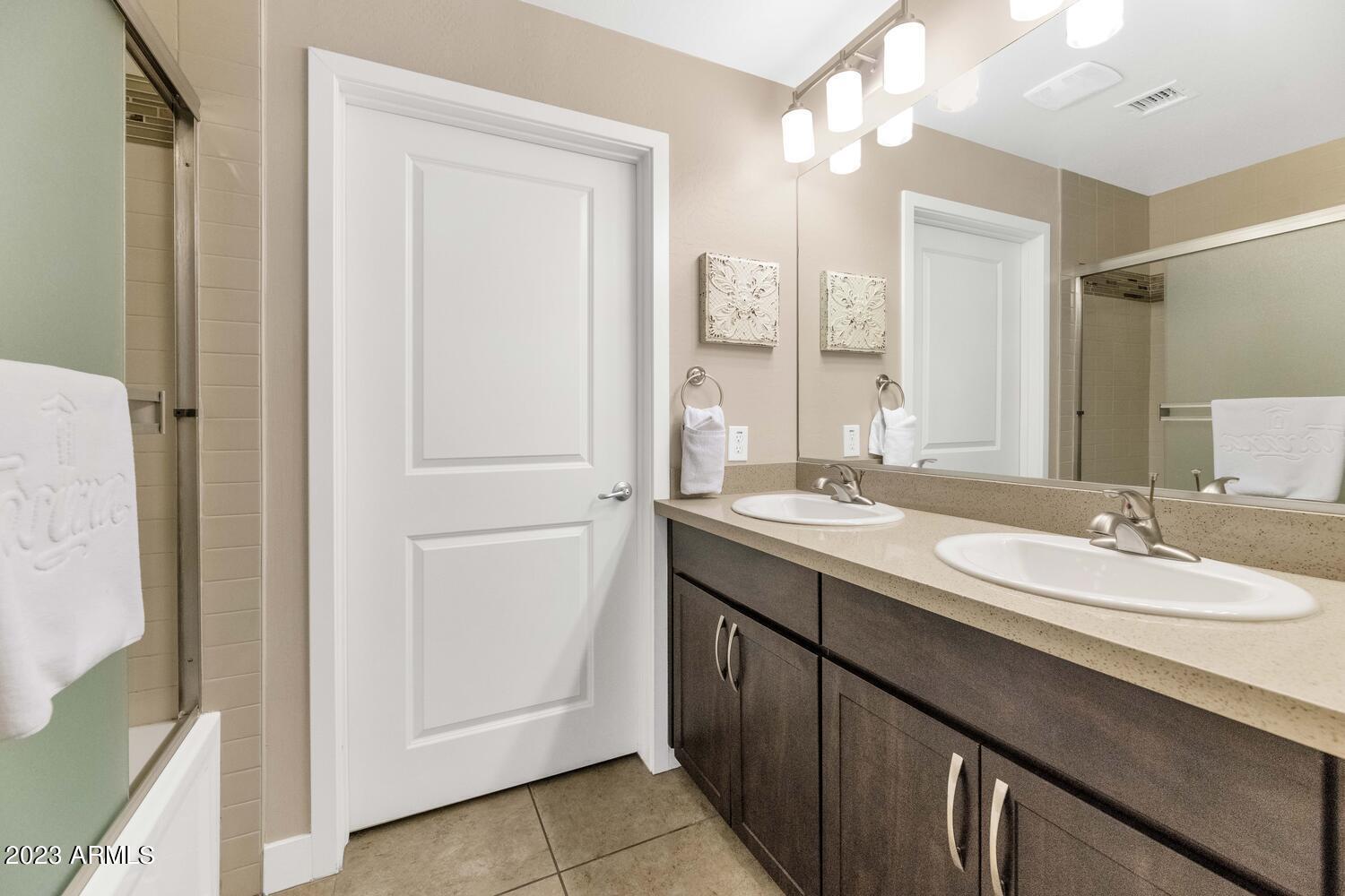 5450 E DEER VALLEY Drive, 1188