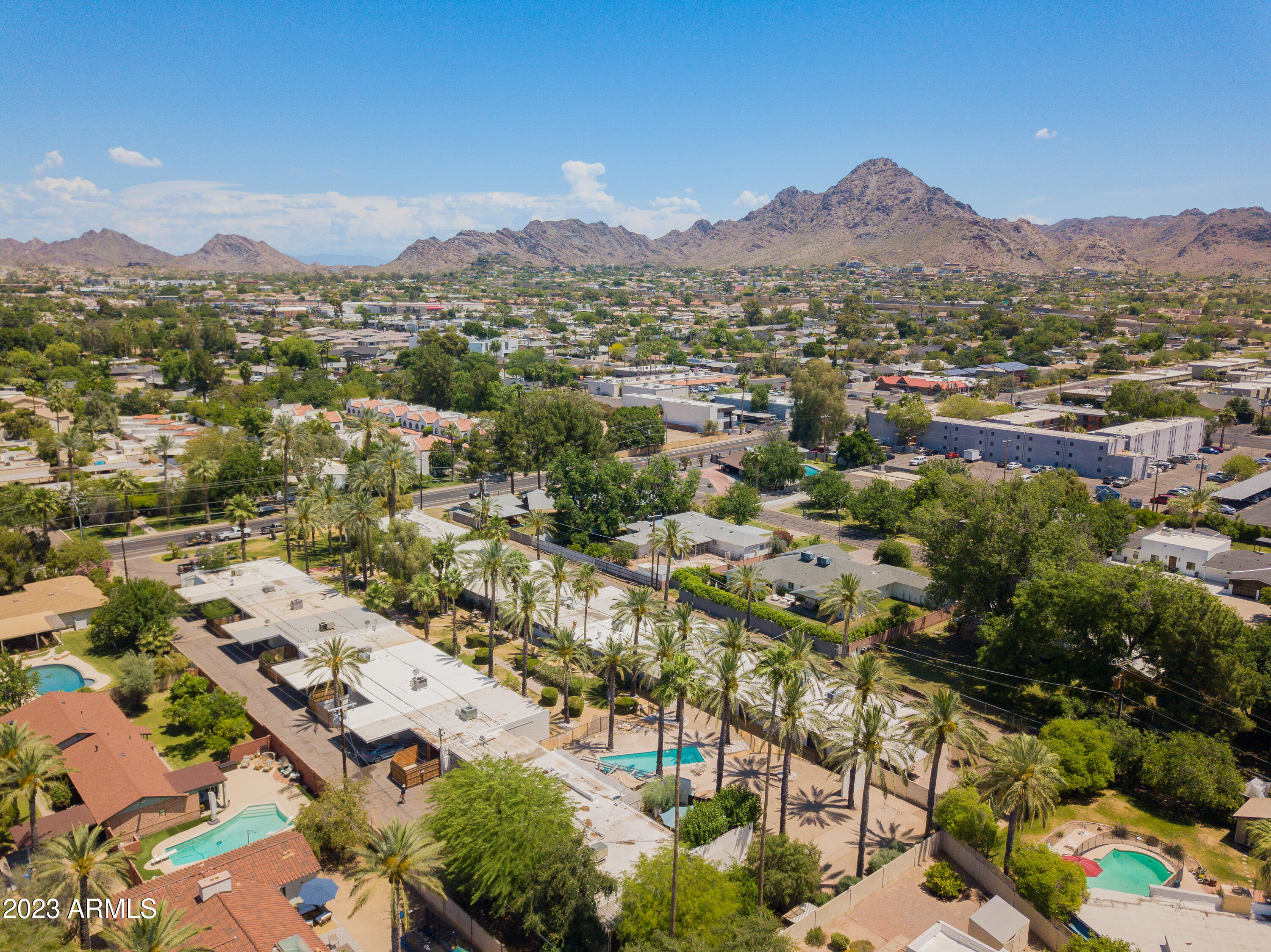 1441 E MARYLAND Avenue, 16