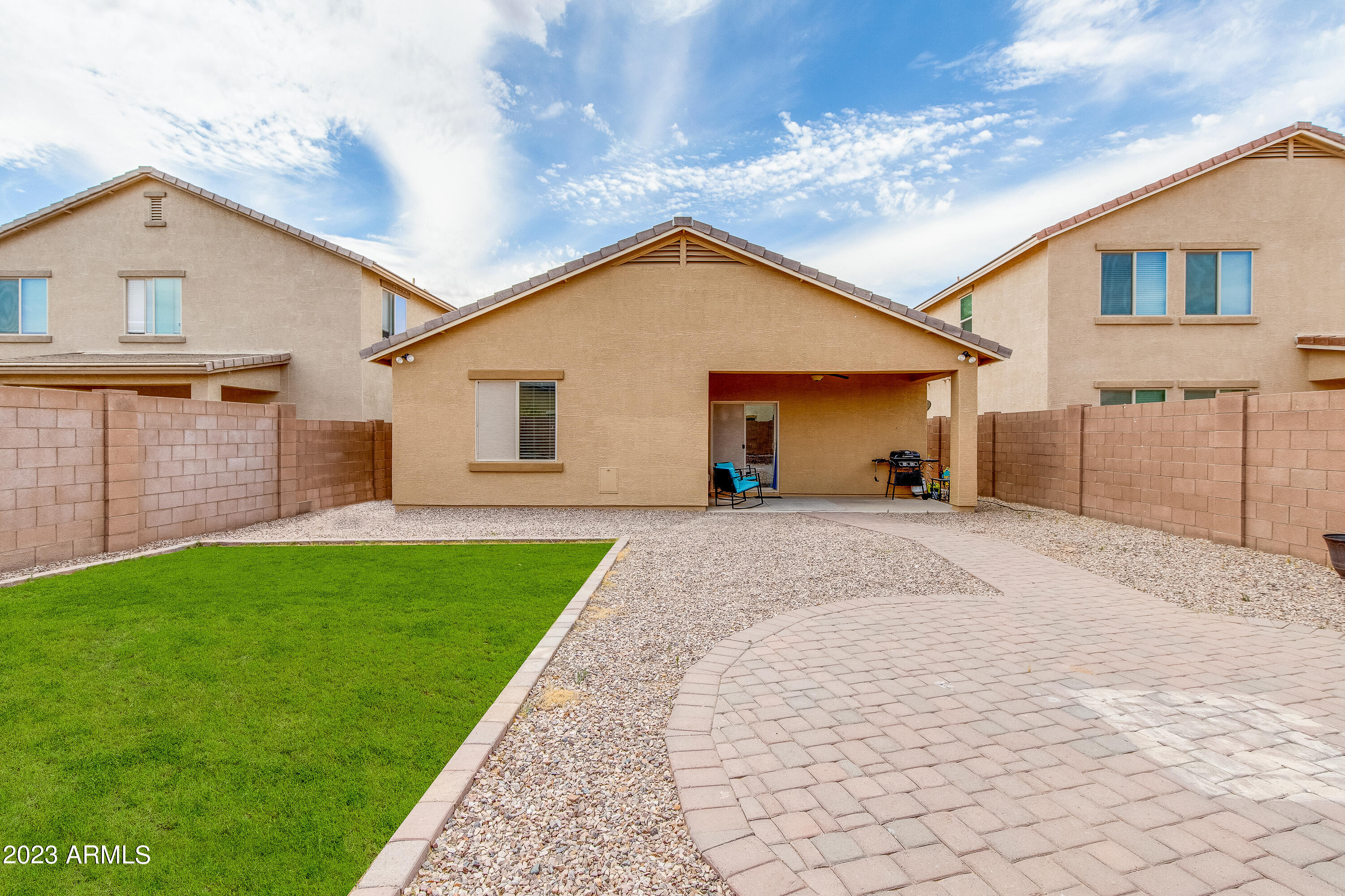 41184 W CAPISTRANO Drive
