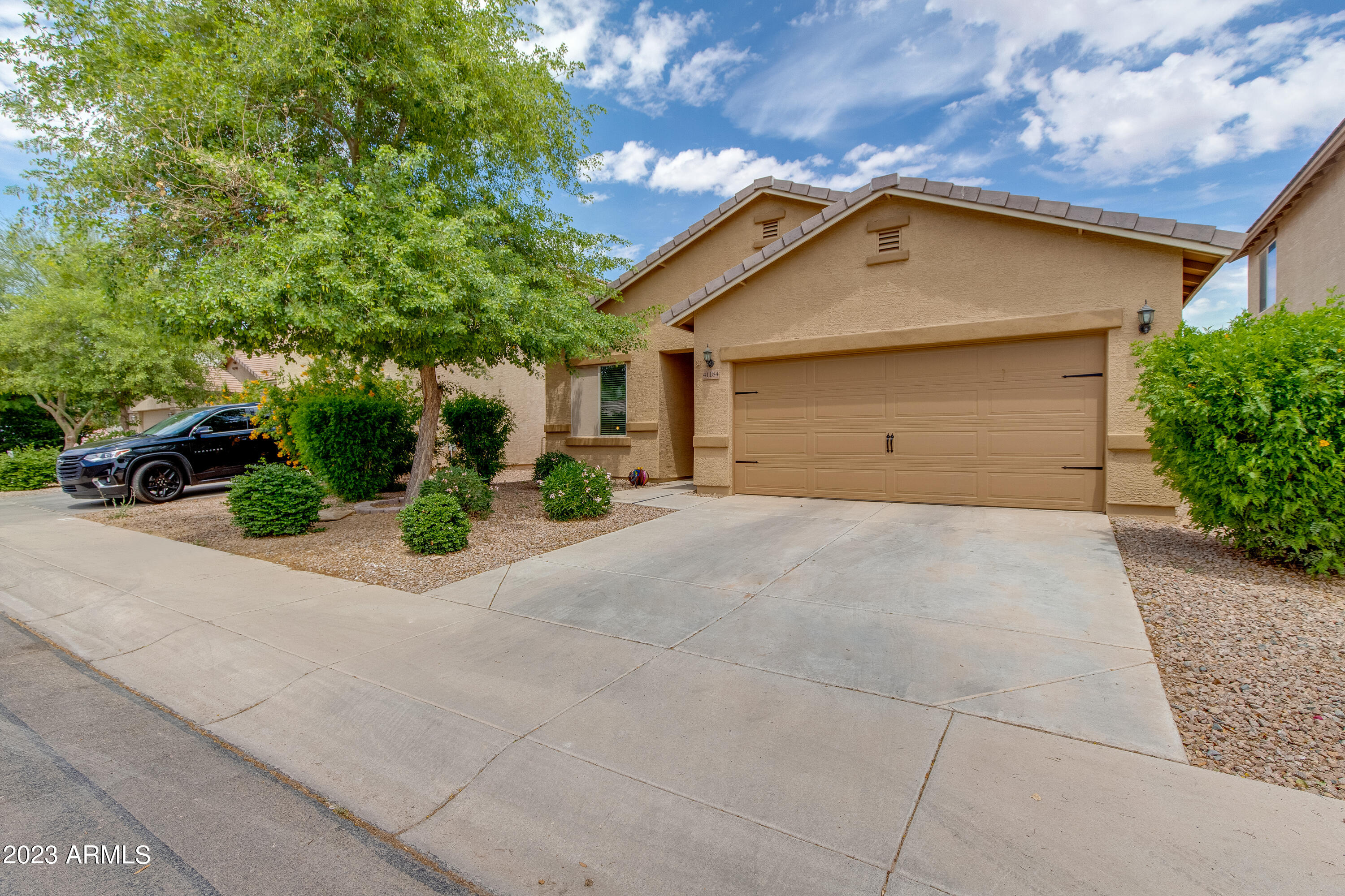 41184 W CAPISTRANO Drive