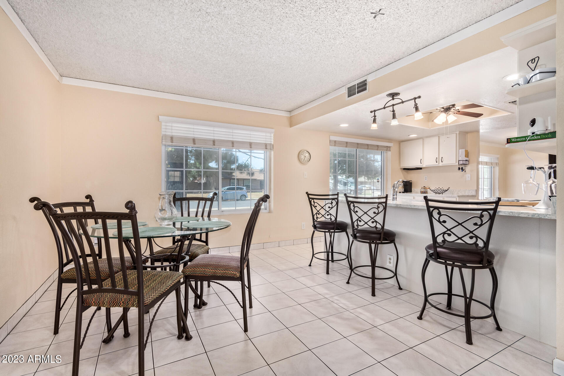 3228 E EMERALD Circle