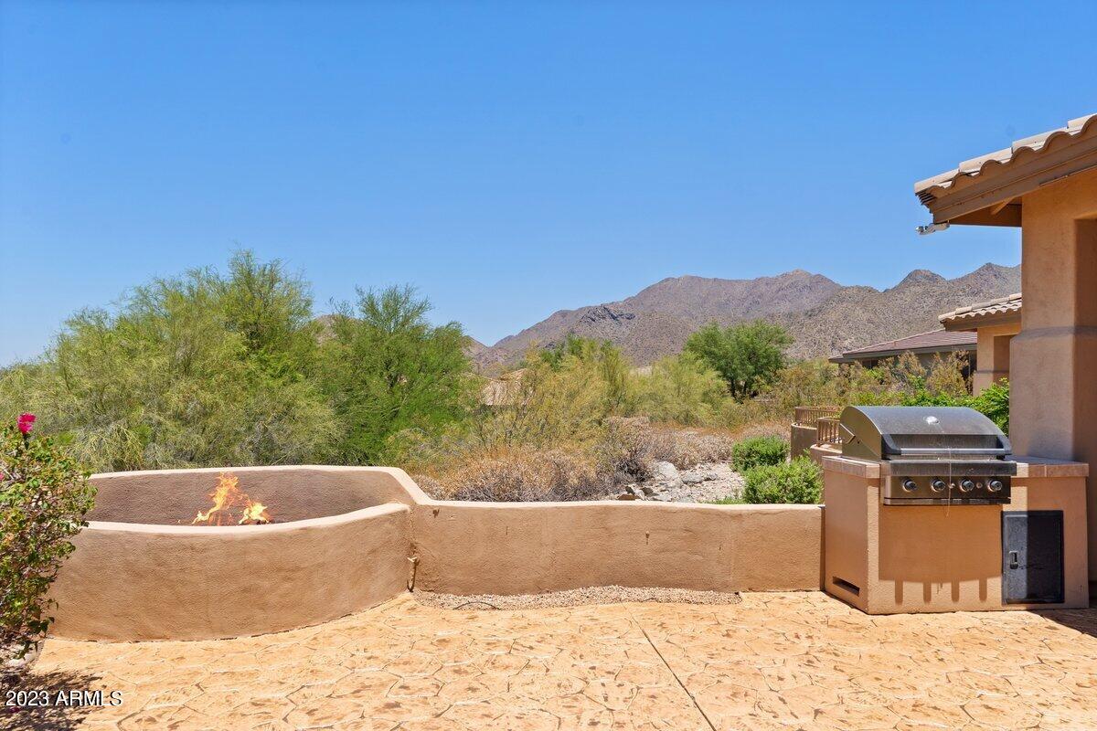 11420 E RAINTREE Drive