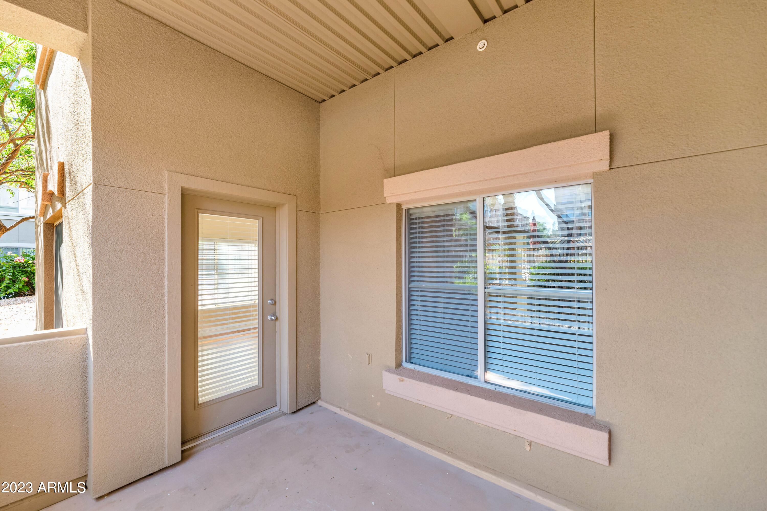 5450 E DEER VALLEY Drive, 1018