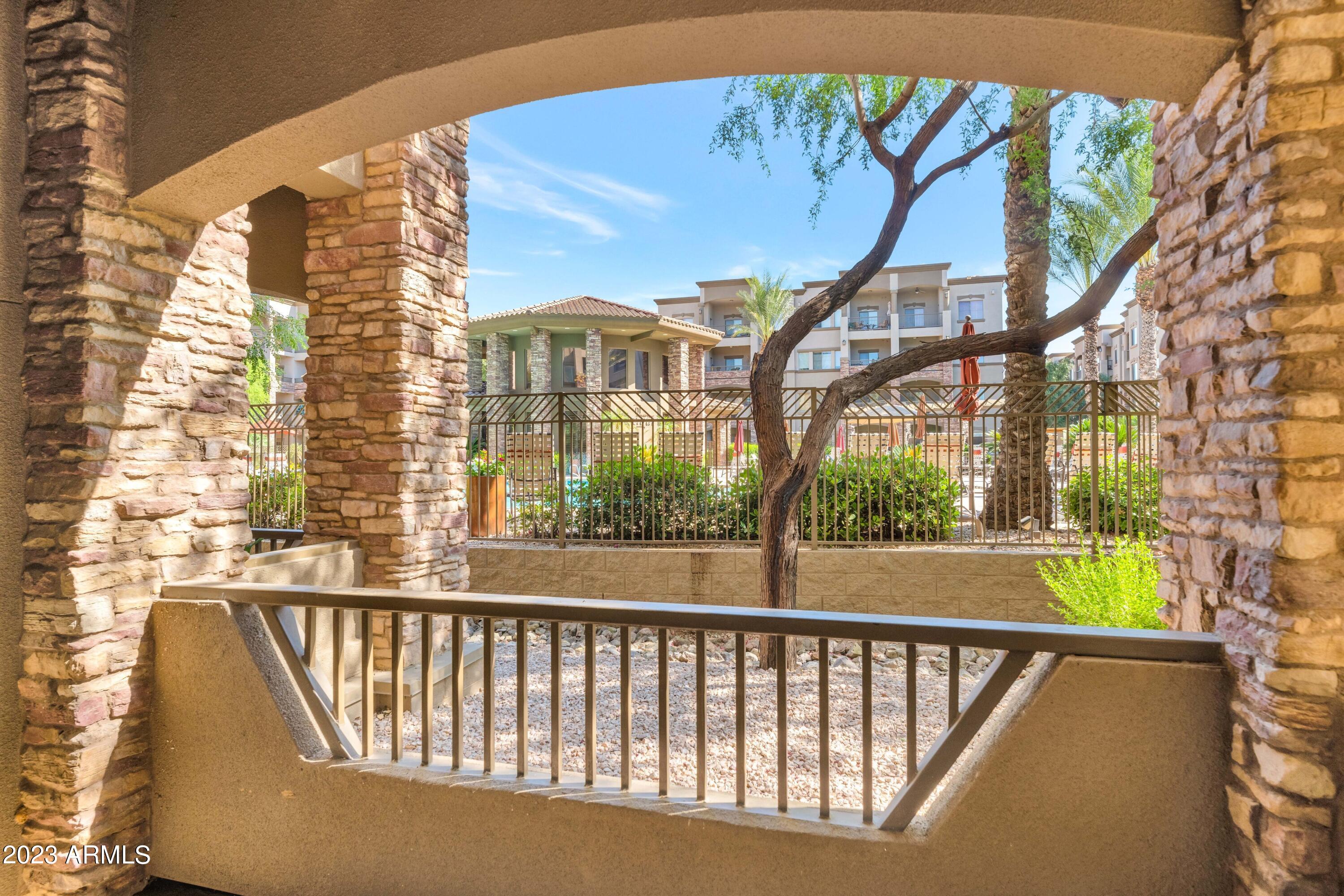 5450 E DEER VALLEY Drive, 1018
