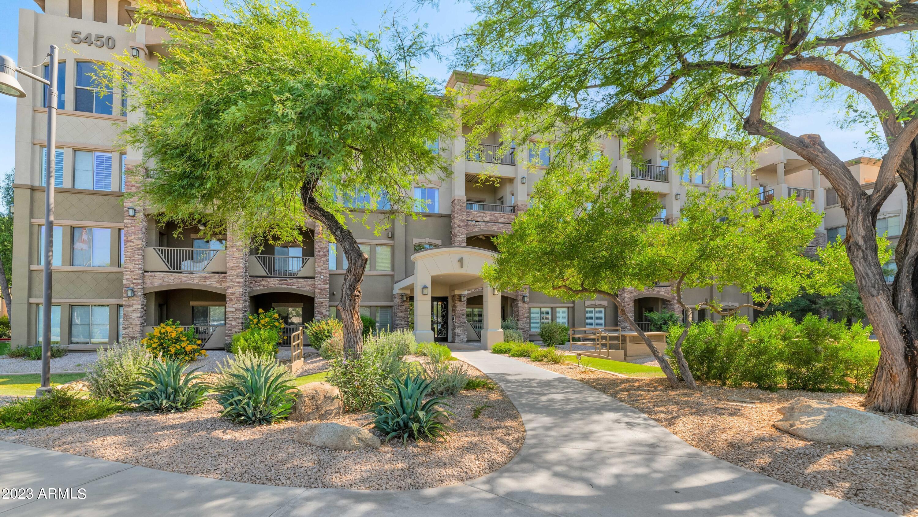 5450 E DEER VALLEY Drive, 1018
