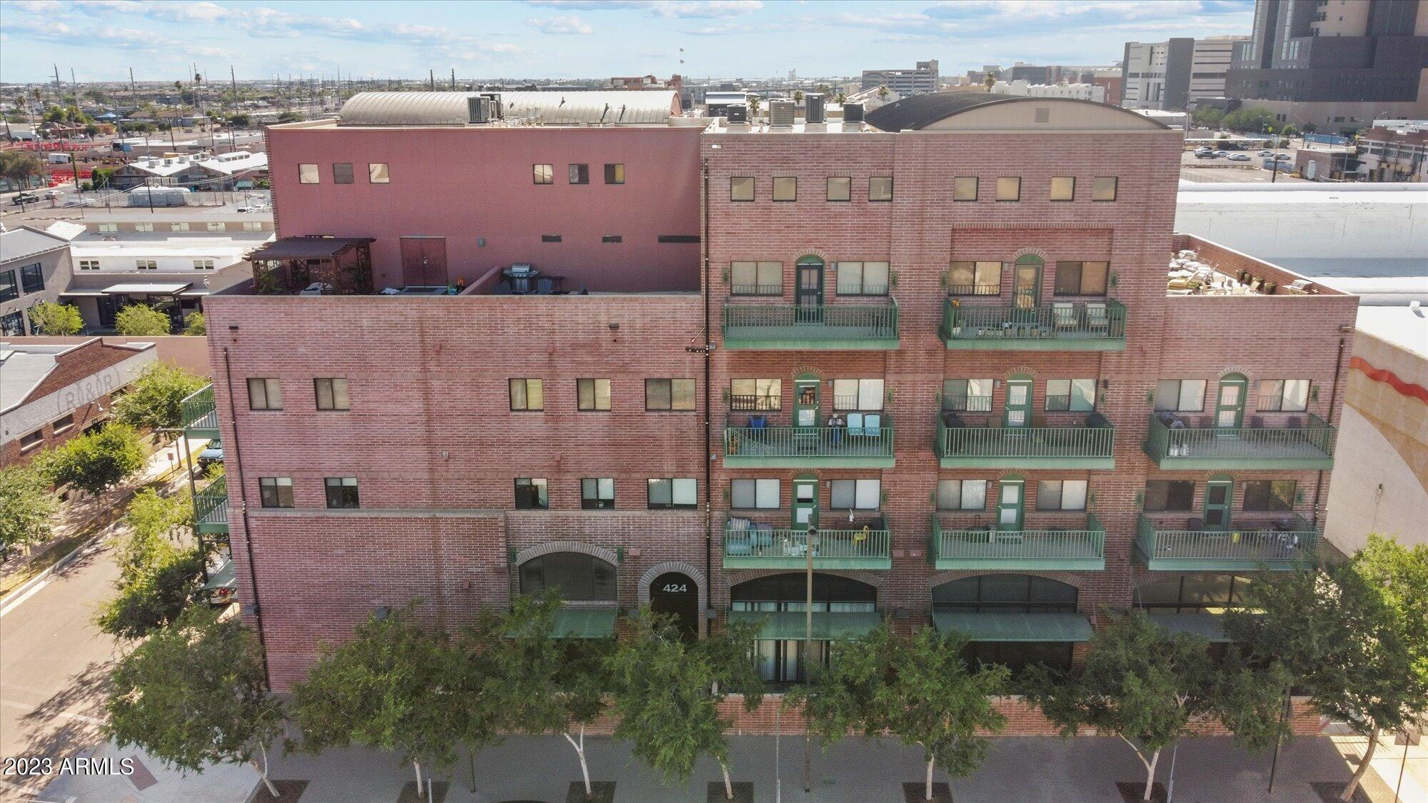 424 S 2ND Street, 208