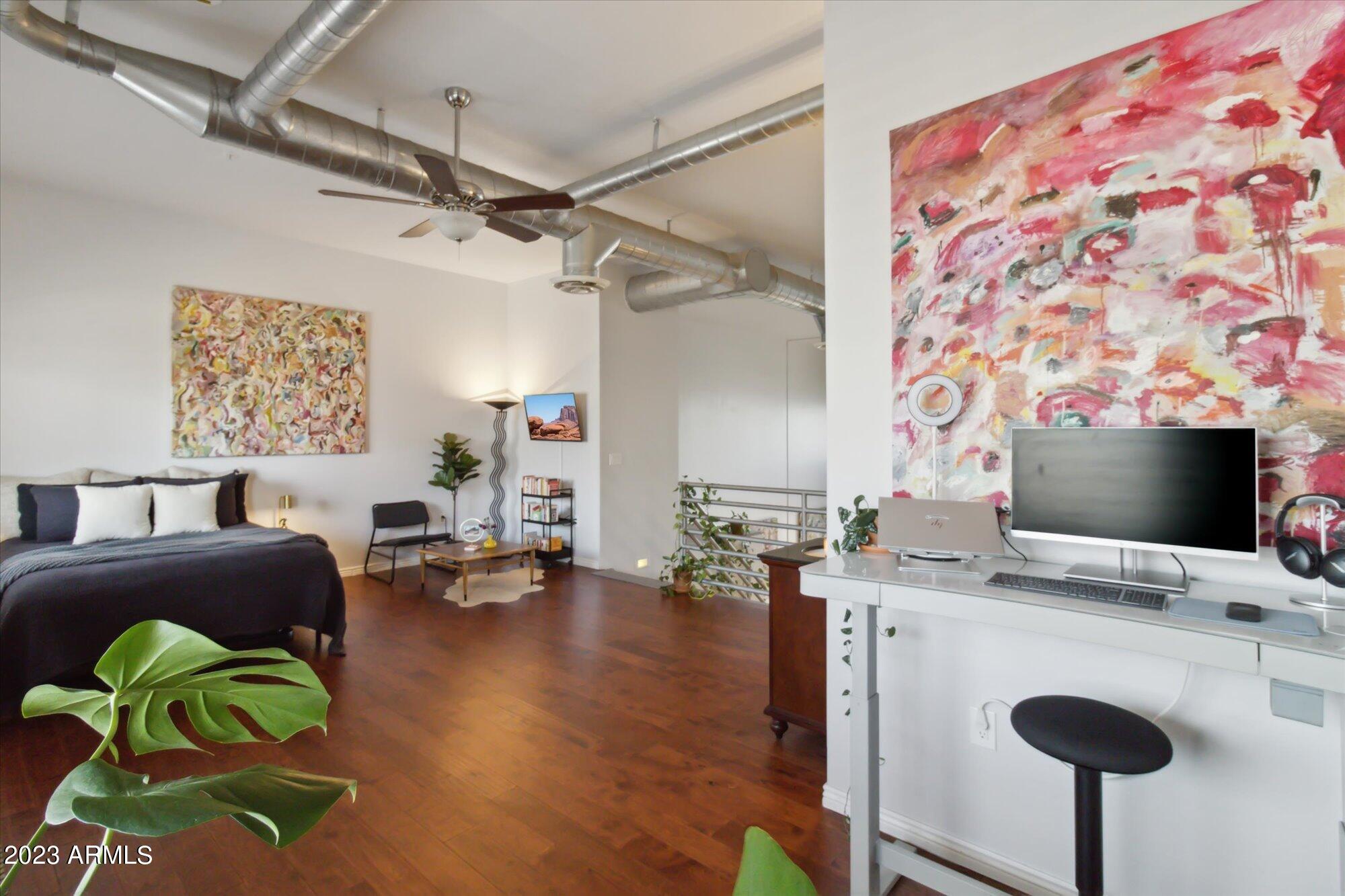 424 S 2ND Street, 208