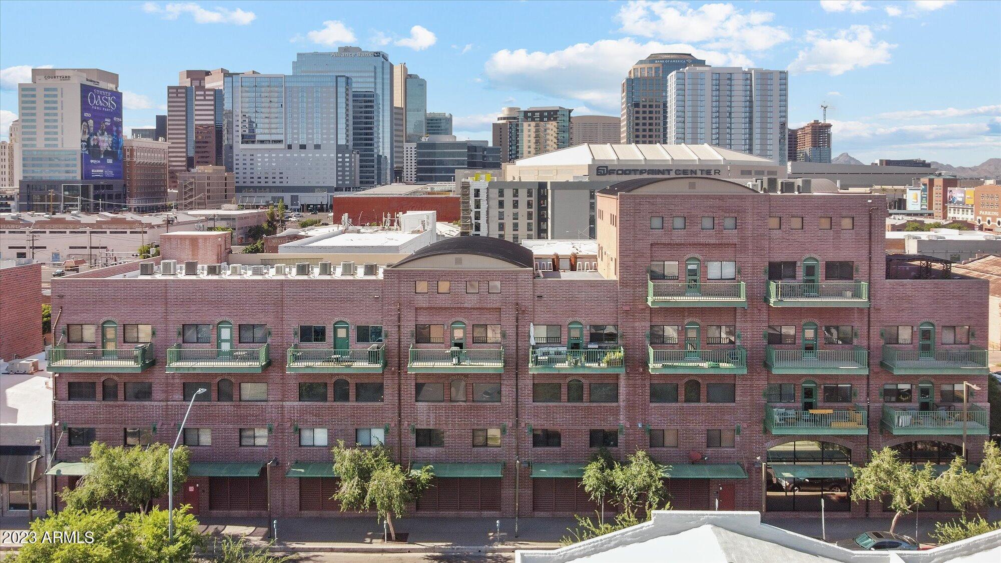 424 S 2ND Street, 208