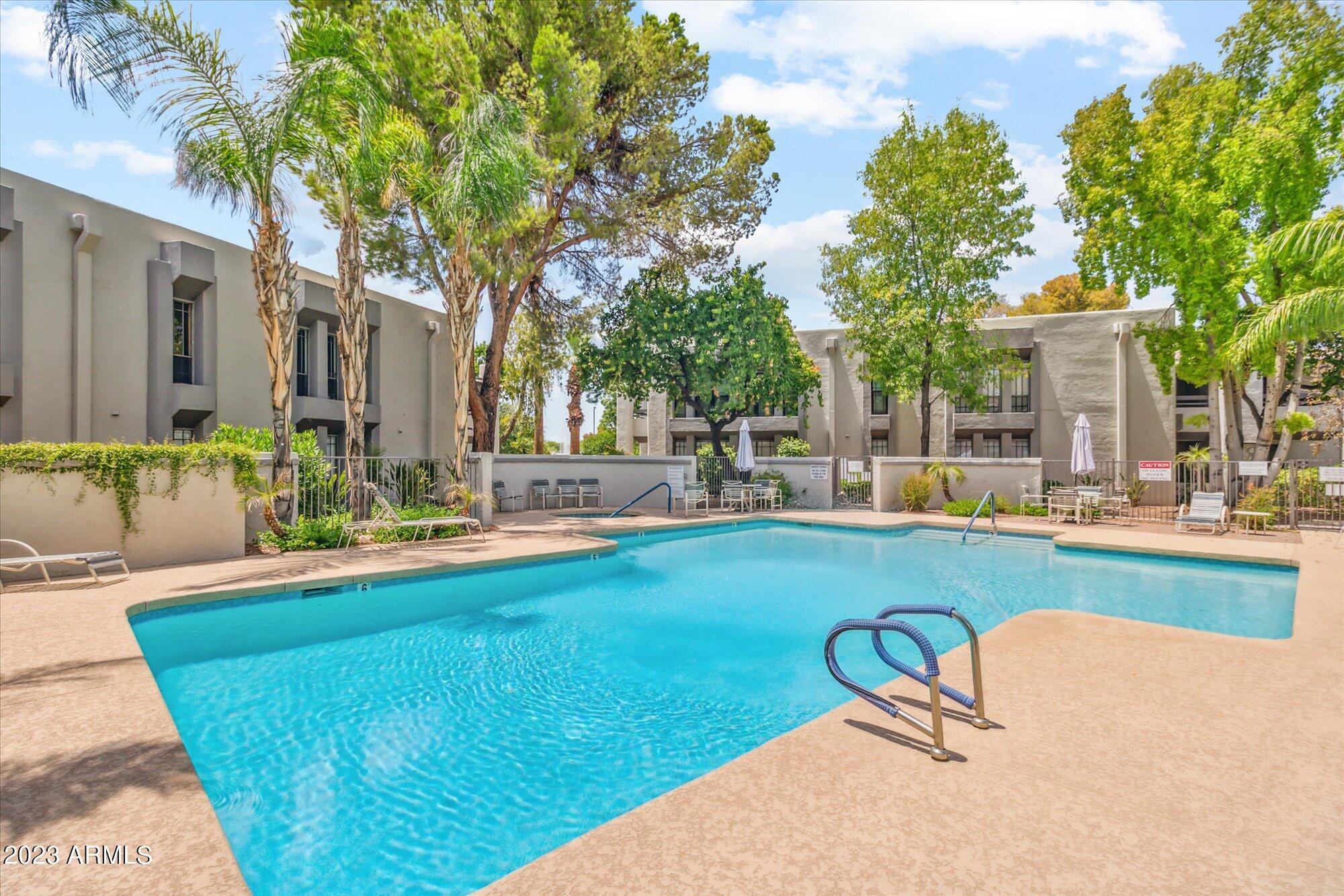 5205 N 24TH Street, 206