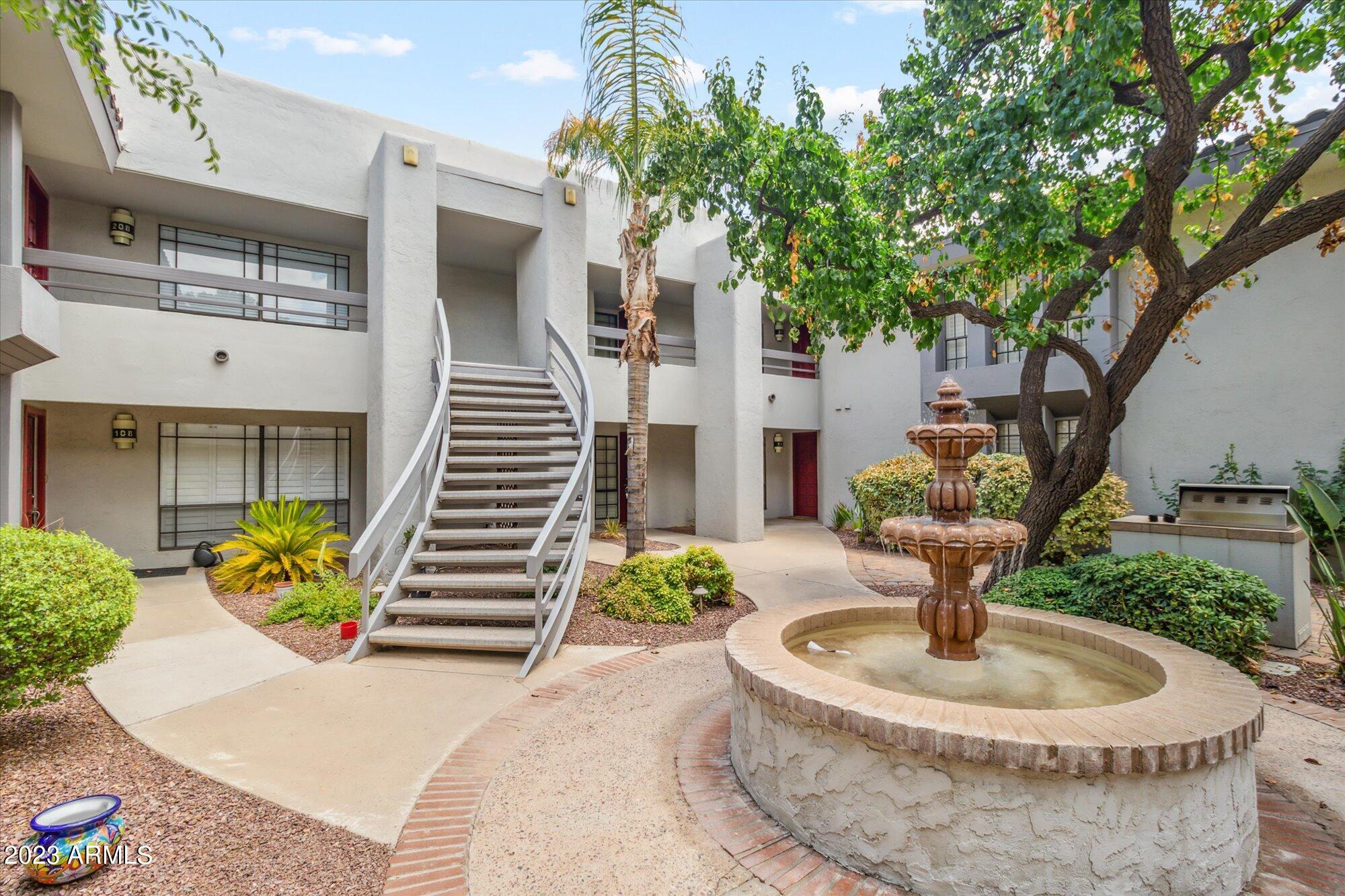 5205 N 24TH Street, 206