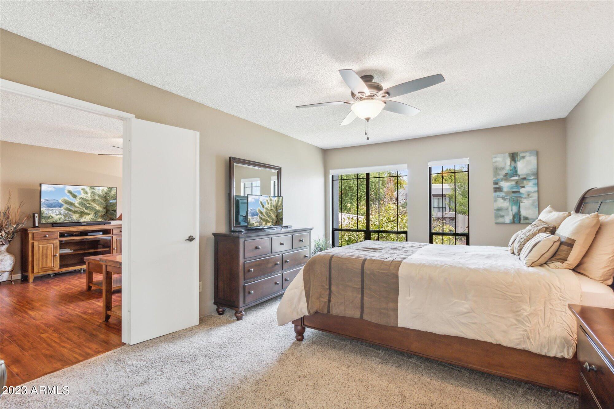 5205 N 24TH Street, 206