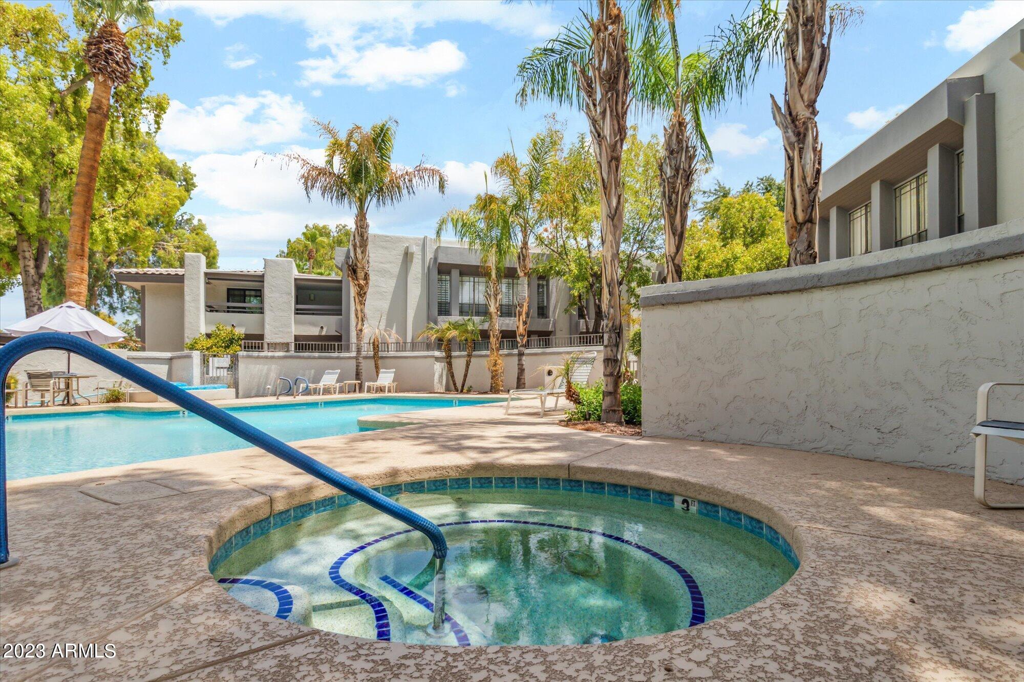 5205 N 24TH Street, 206