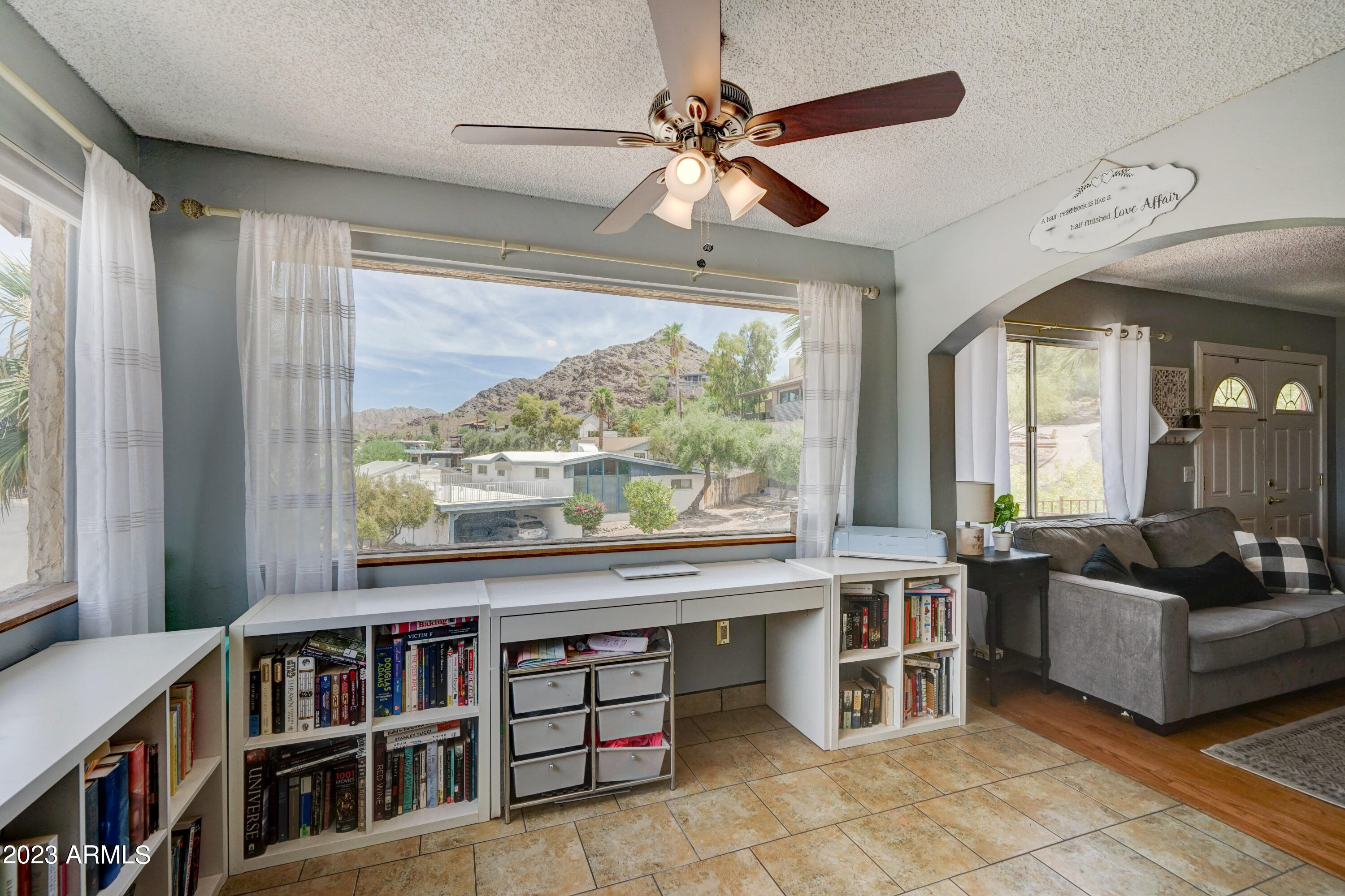 1309 E ECHO Lane